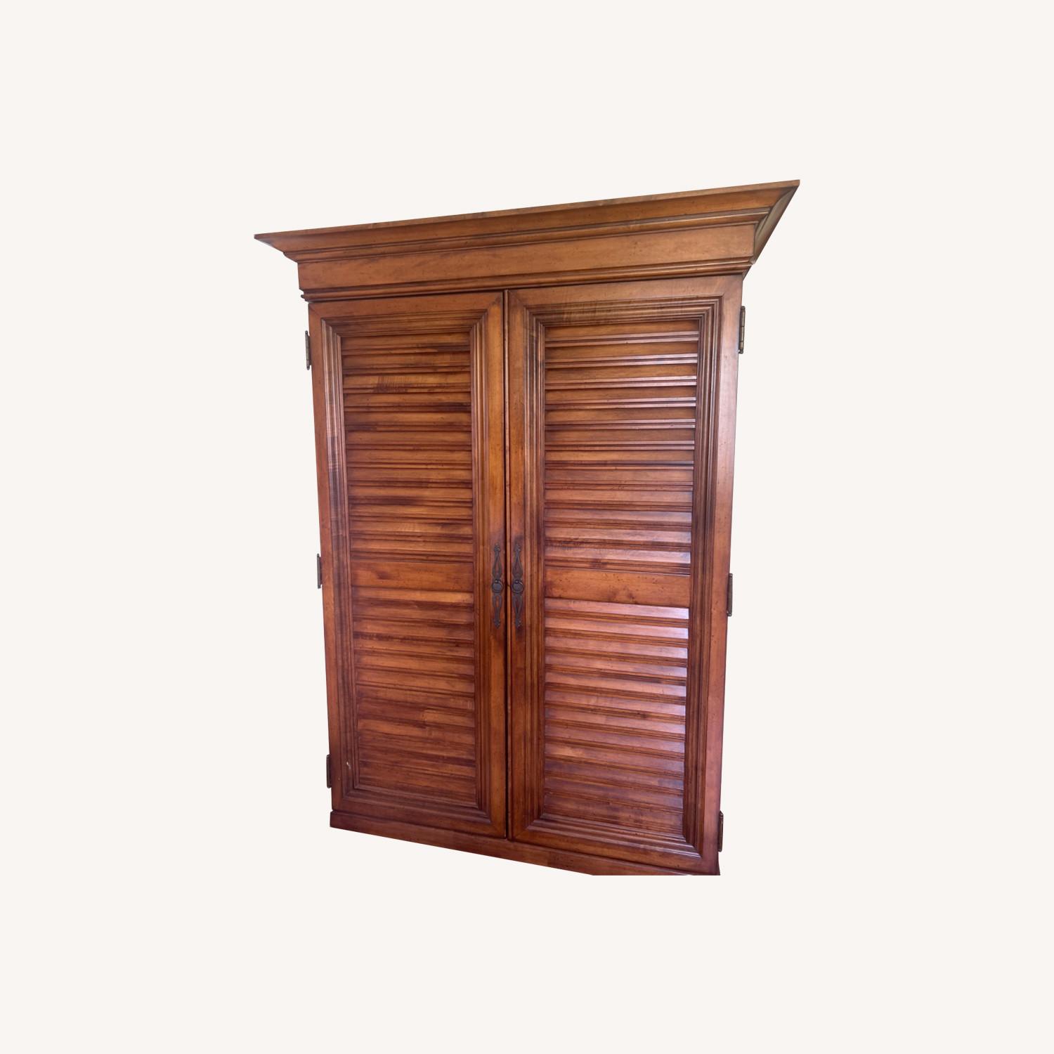 Tommy Bahama Home Conch Cottage Wardrobe