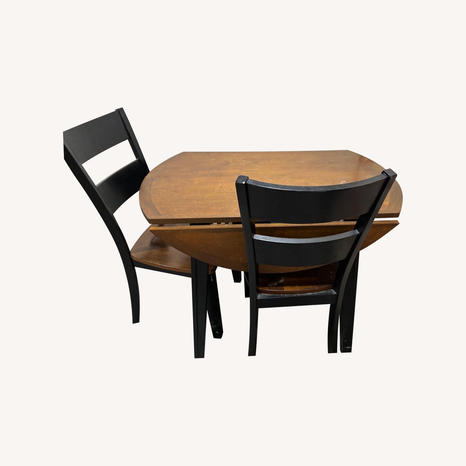 Bob's Discount Furniture Table Set - image-0