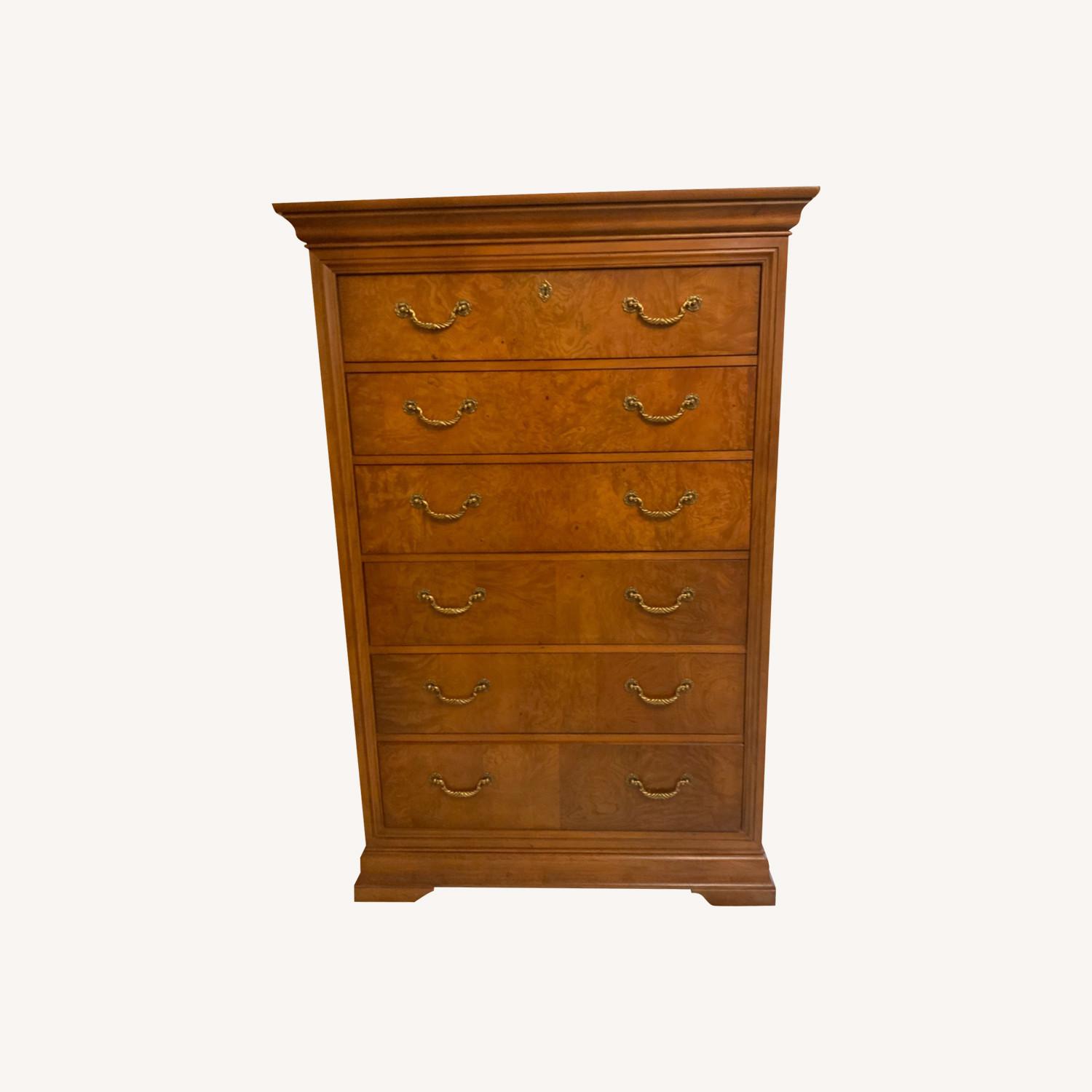 Thomasville Furniture Industries Elysee 6 Drawer Chest - image-0