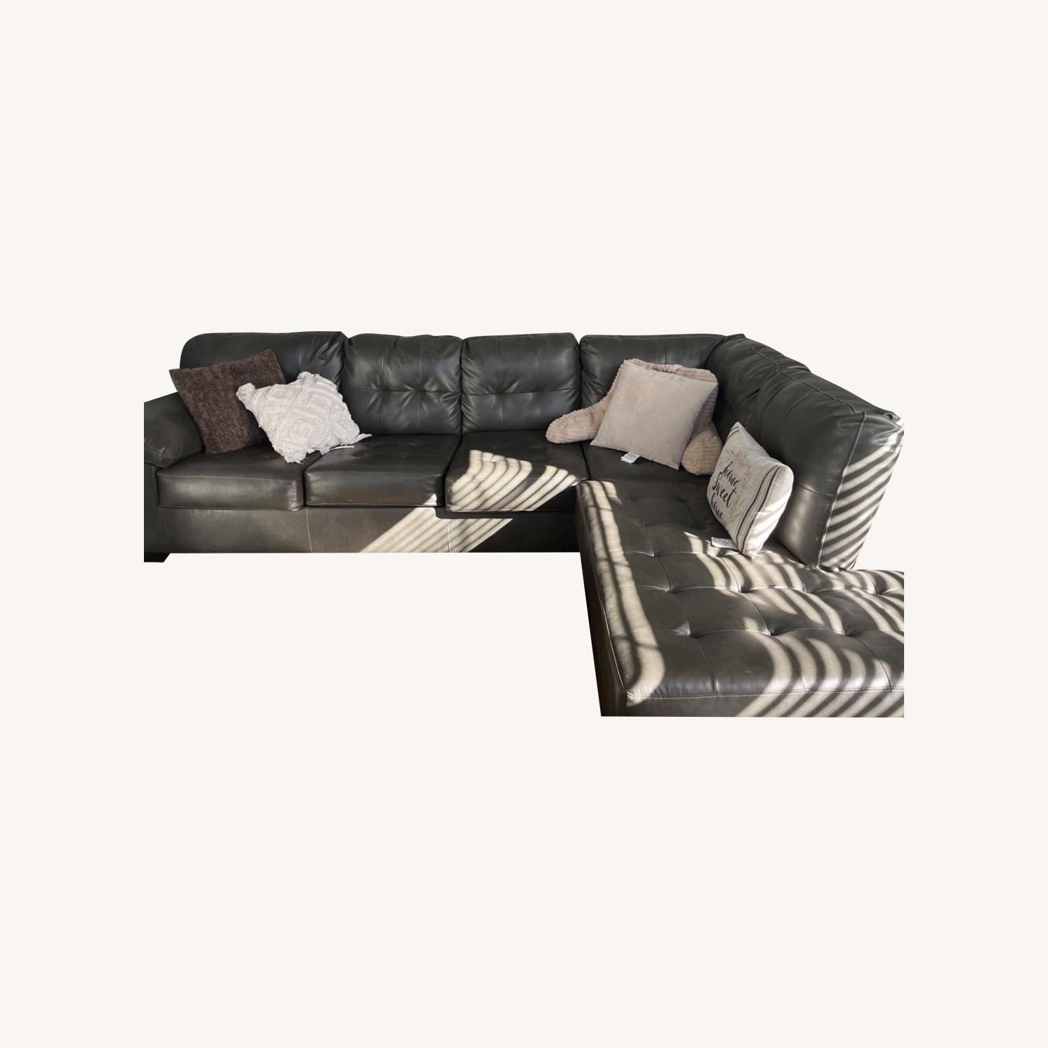 2 Piece Sectional - image-0