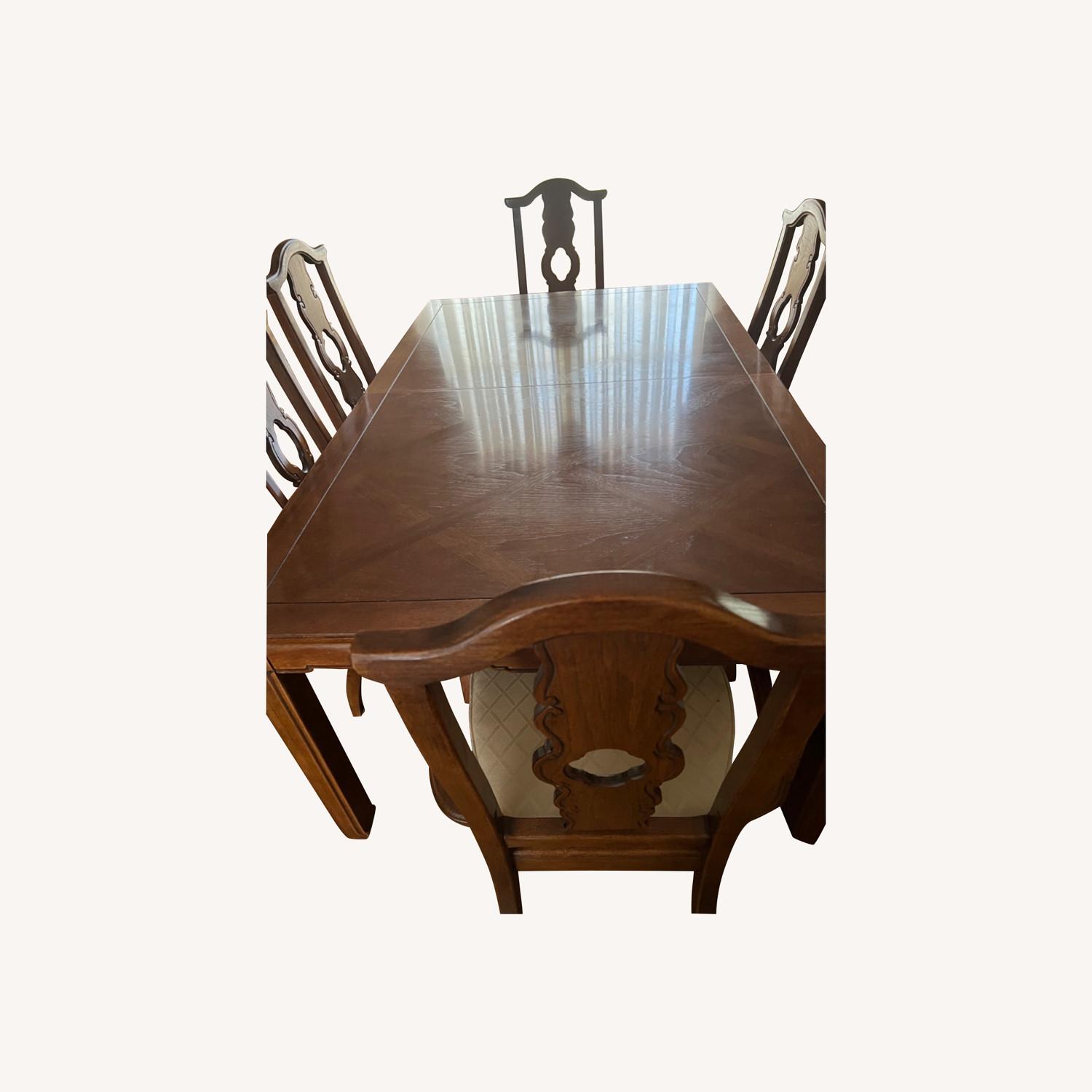 Dining Room Table Set - AptDeco