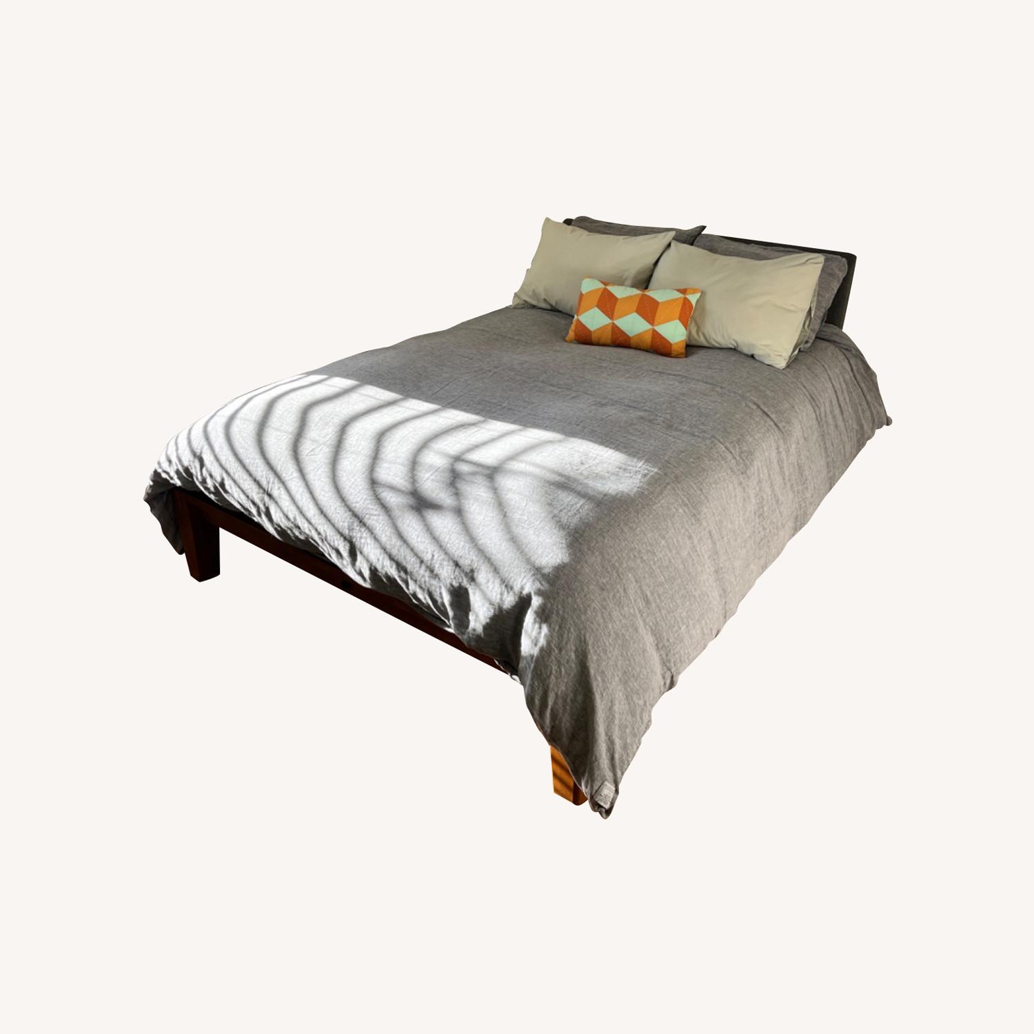 Thuma Pillowboard Bed - image-0