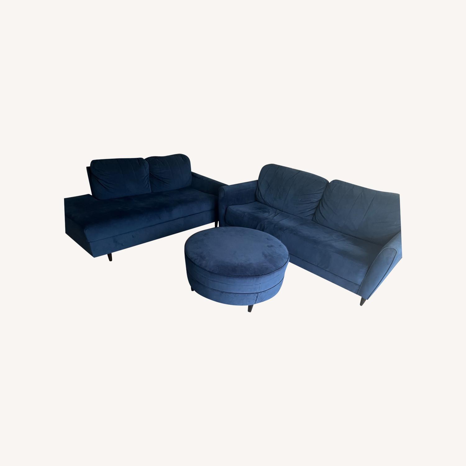 2 pc Sectional with Ottoman - image-0