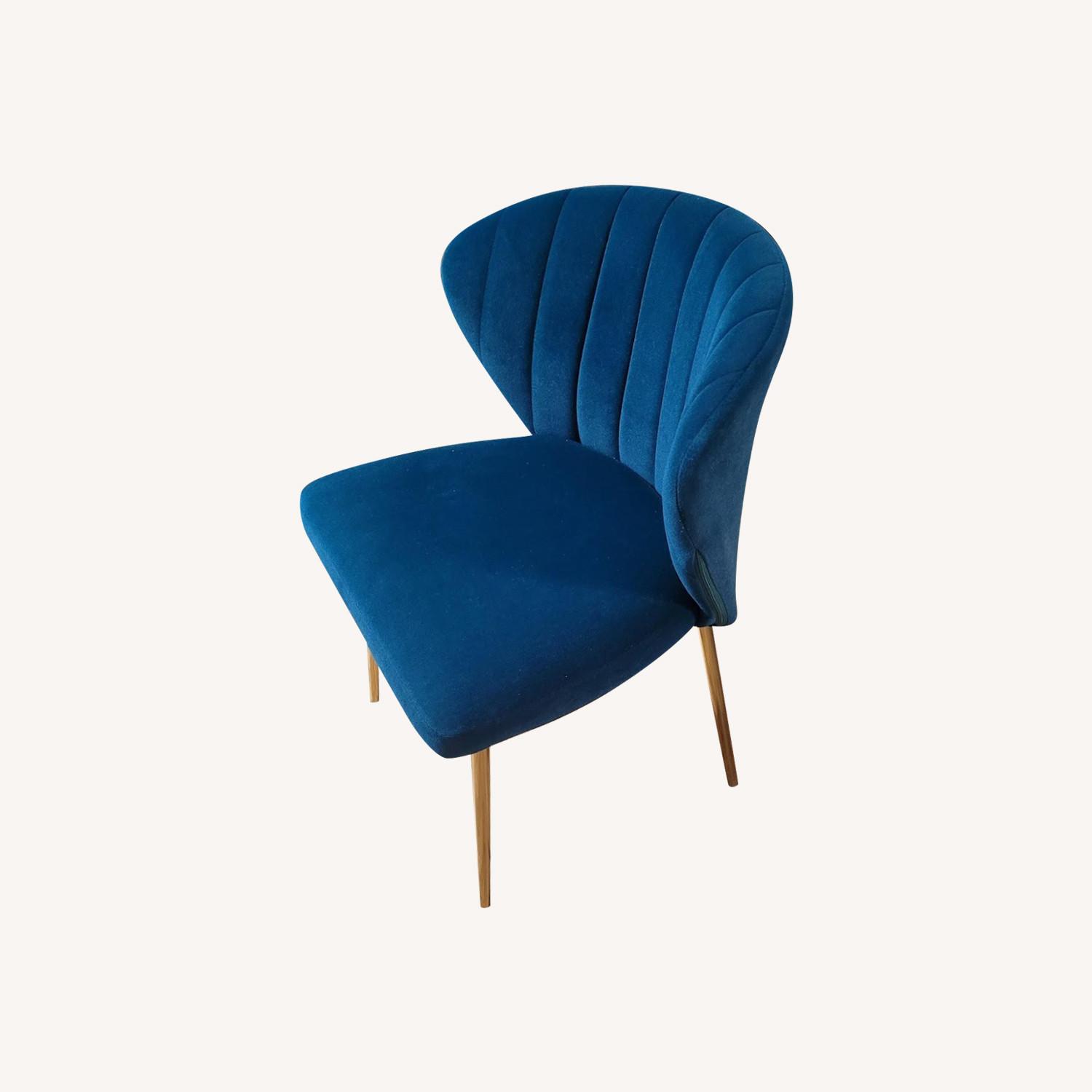 Velvet Chair - image-0