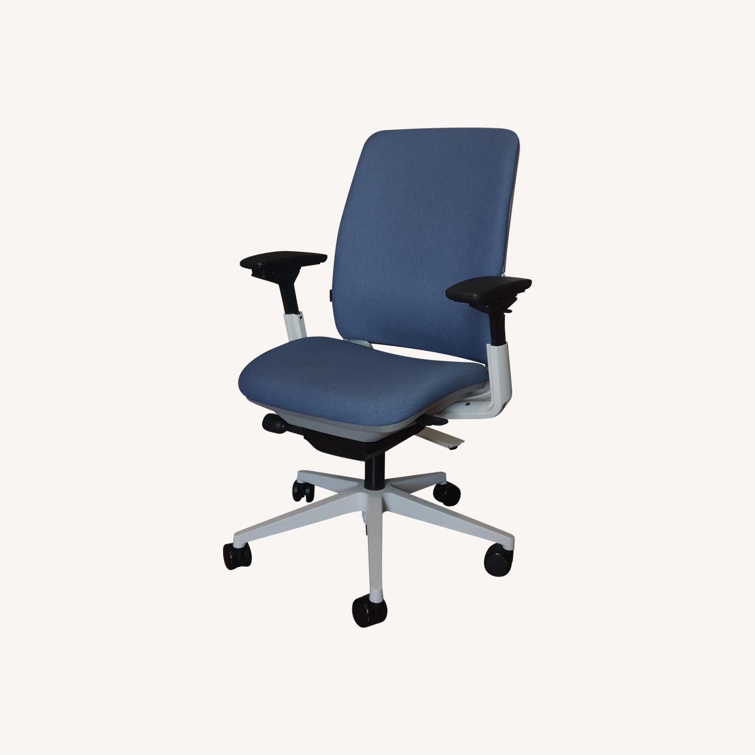 Steelcase Amia Office Chair with 4D Arms - image-0