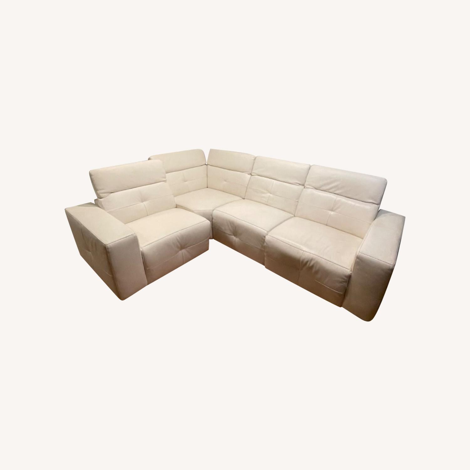 大幅値下げ！！！　Gallery Sofa　　ホワイト Z Gallery White Italian Leather Sectional Couch - AptDeco