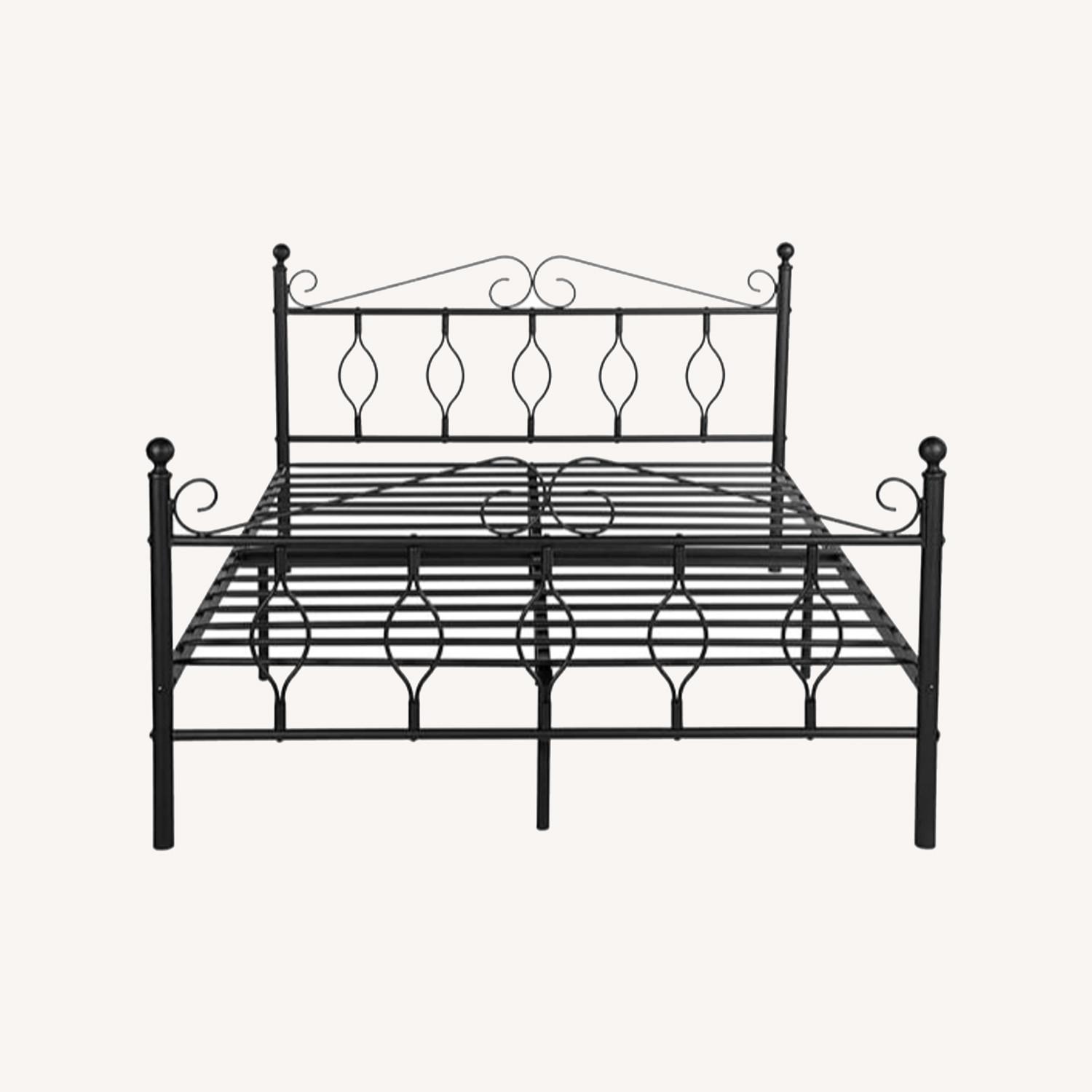 GreenForest Metal Queen Bed Frame - image-0