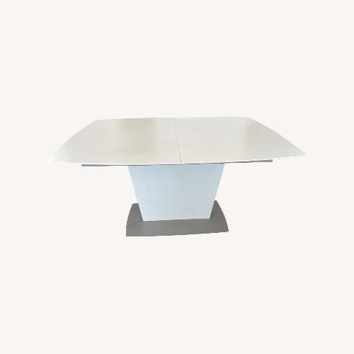 Used BoConcept Milano Extendable Dining White Table for sale on AptDeco