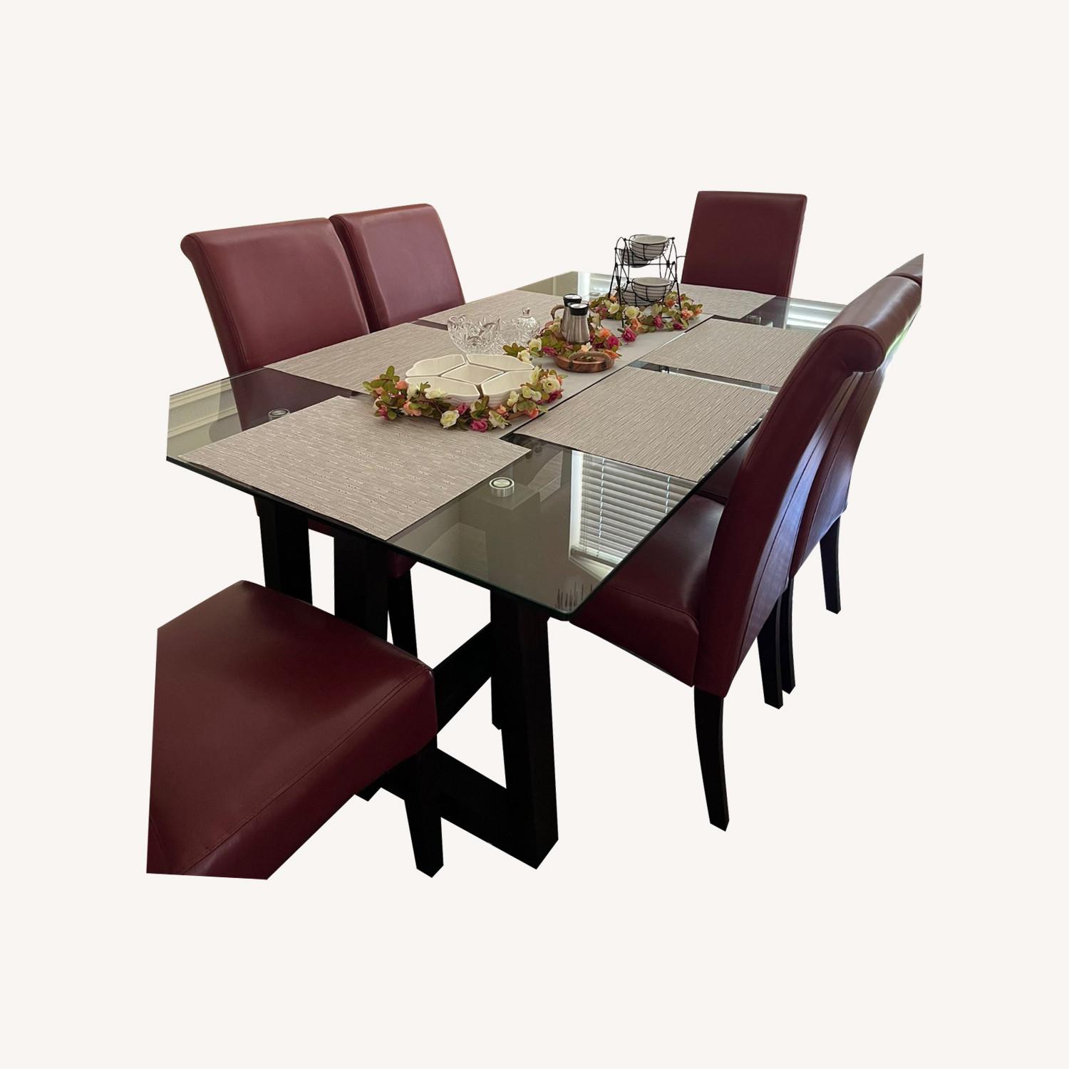 Rooms To Go Dining Table - image-0