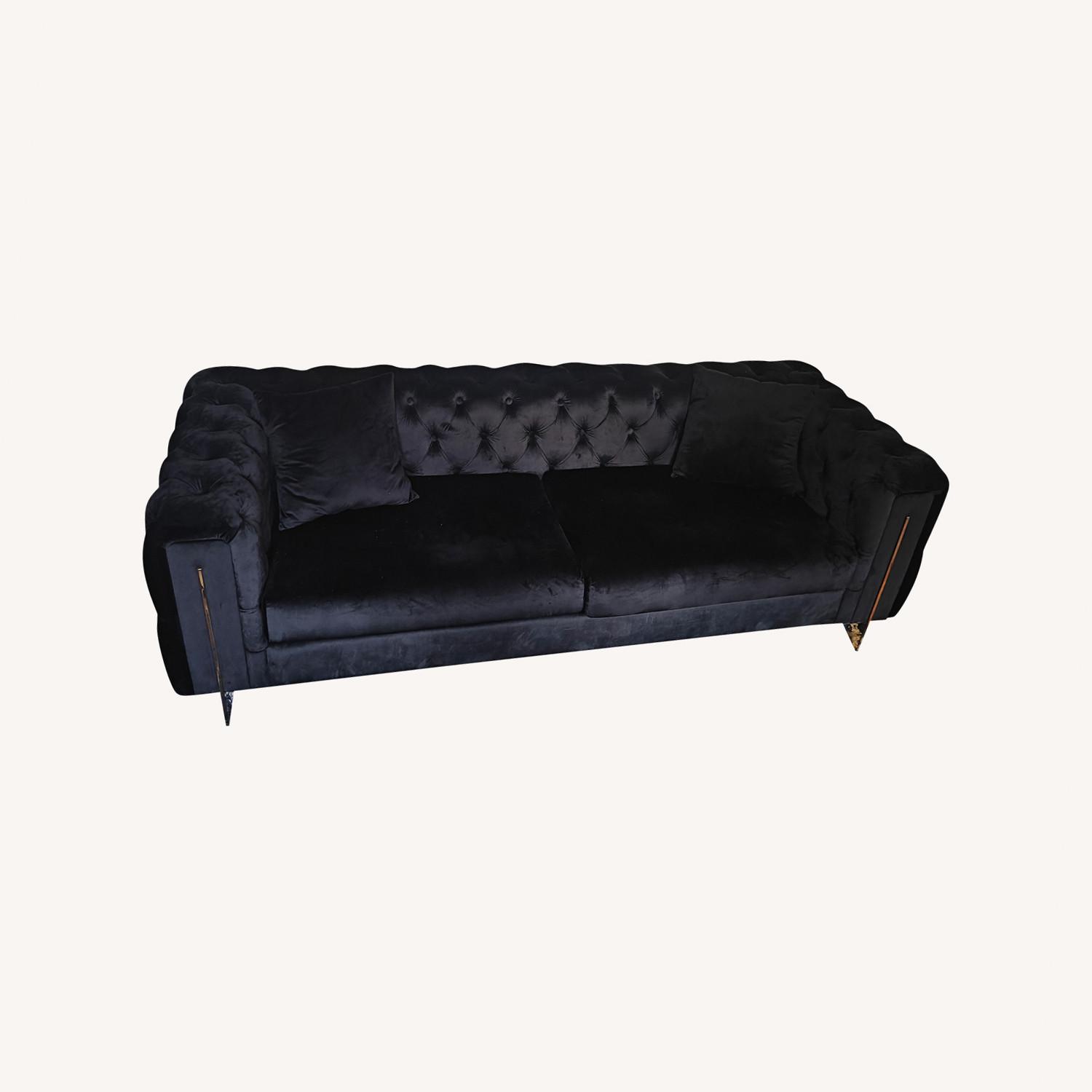 Modern Chesterfield Sofa in Jet Black Velvet - image-8