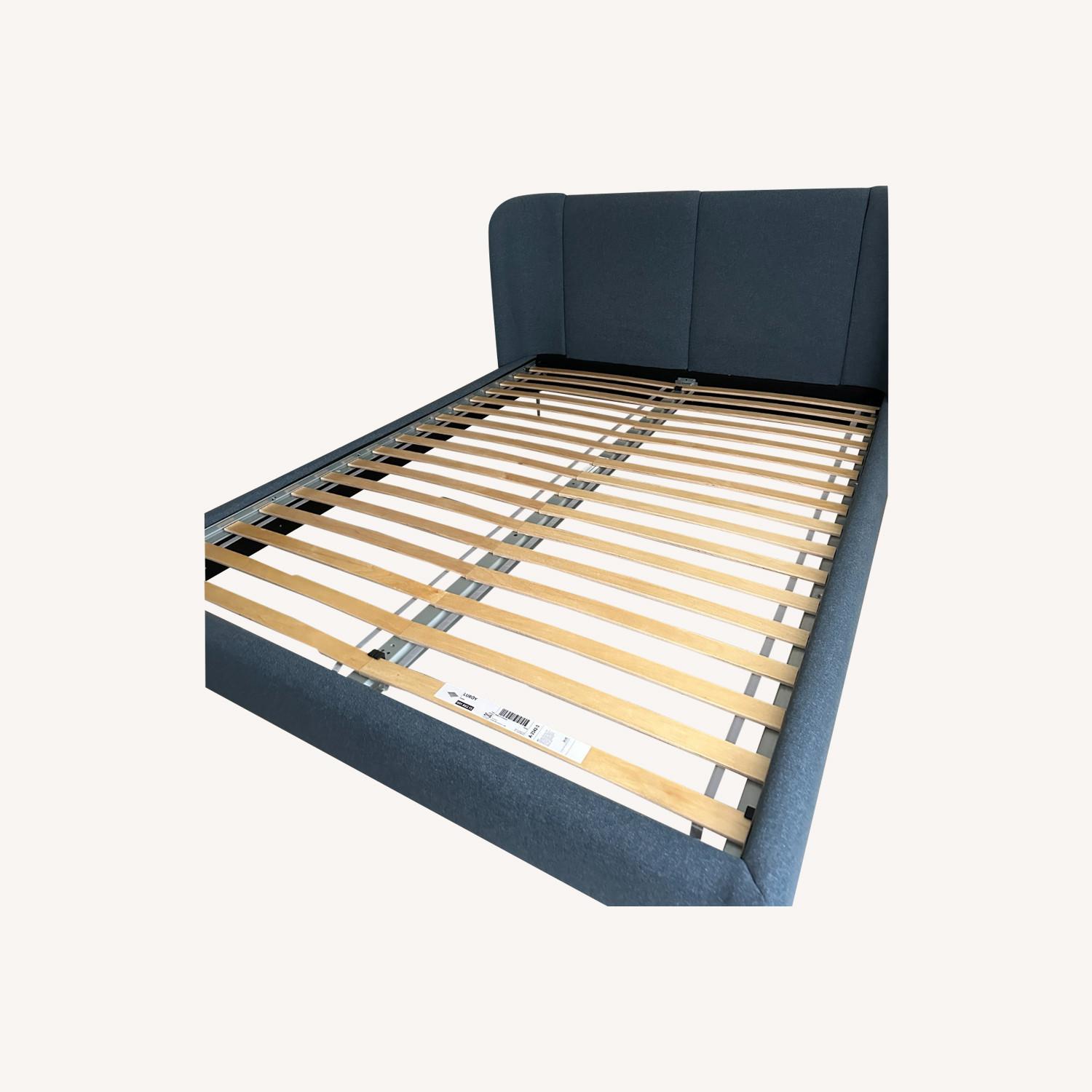 IKEA TUFJORD クイーンサイズ ベッドフレーム ※今週末まで値引き中 IKEA TUFJORD クイーンサイズ ベッドフレーム ※今週末まで値引き中