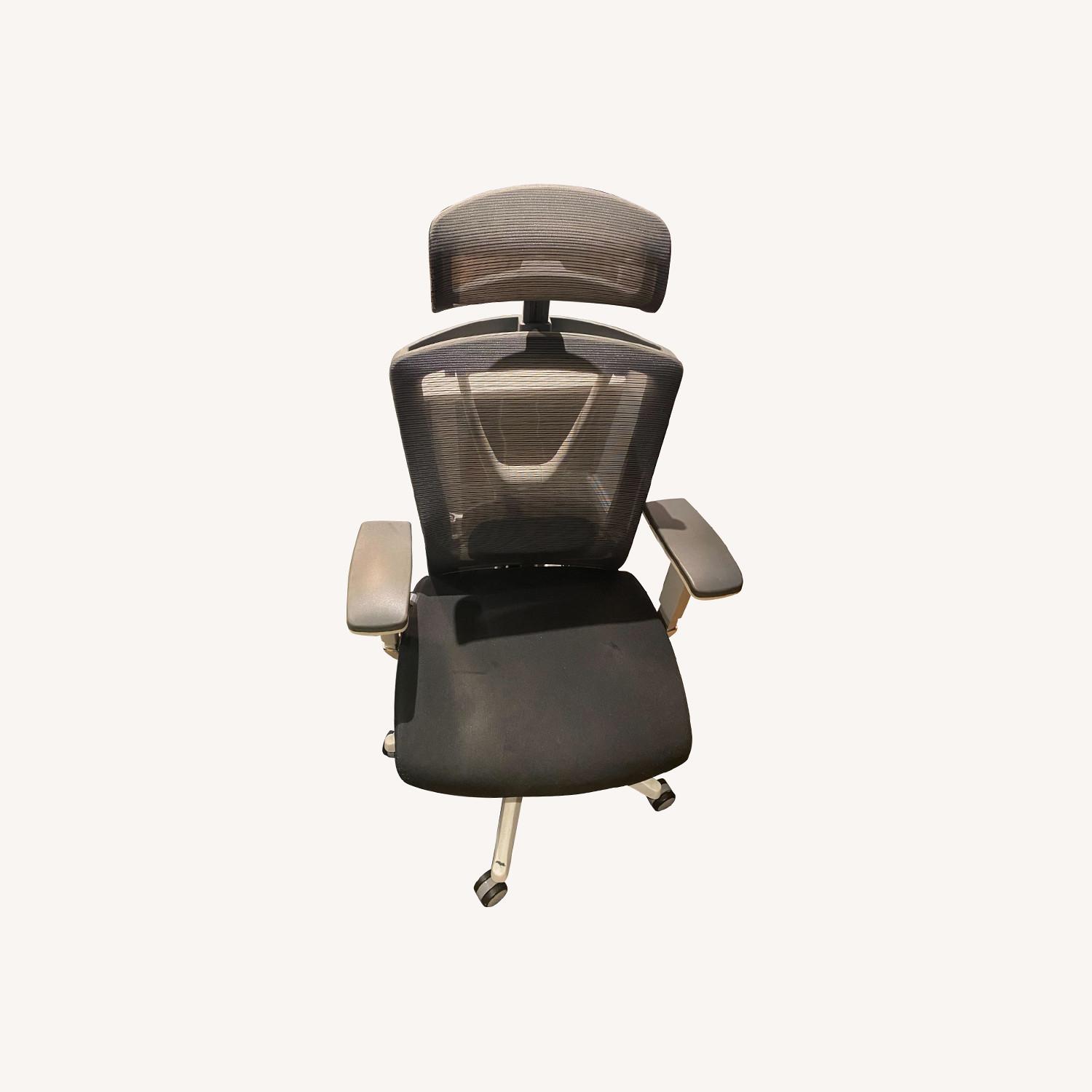 Autonomous Ergo Chair - image-0