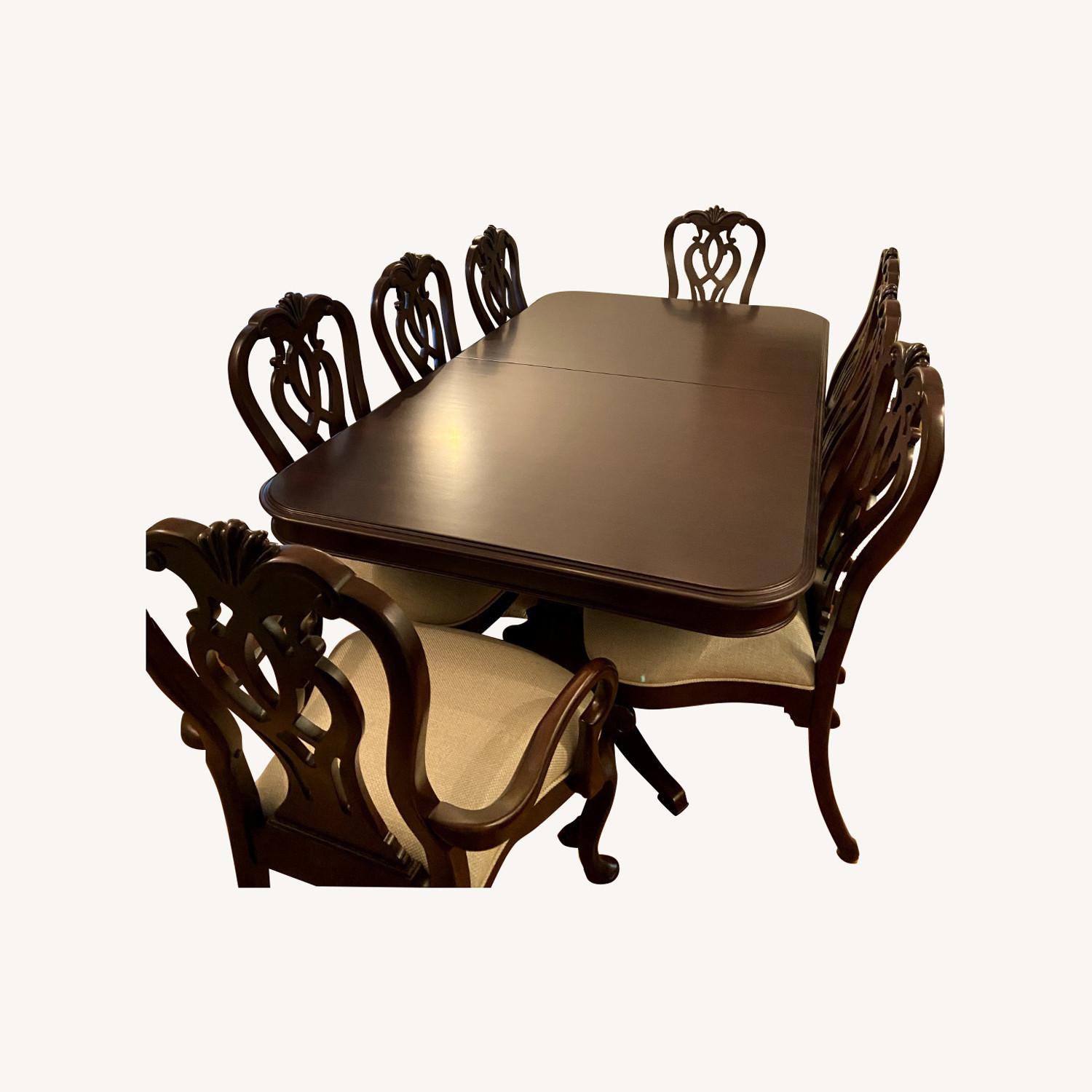 Kincaid Hadleigh Dining Table Set - image-0