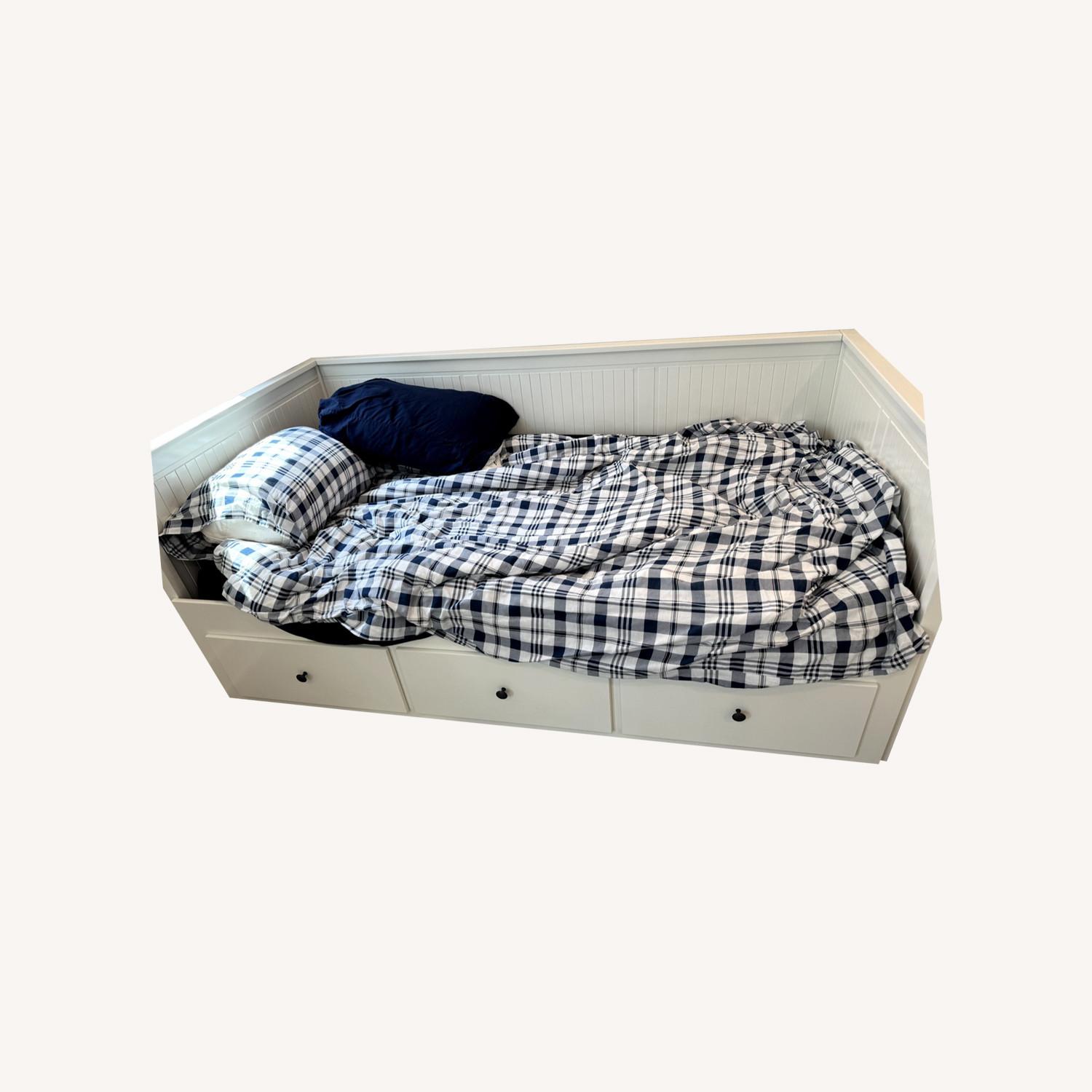 IKEA HEMNES Twin Daybed with 3 Drawers, White - image-0
