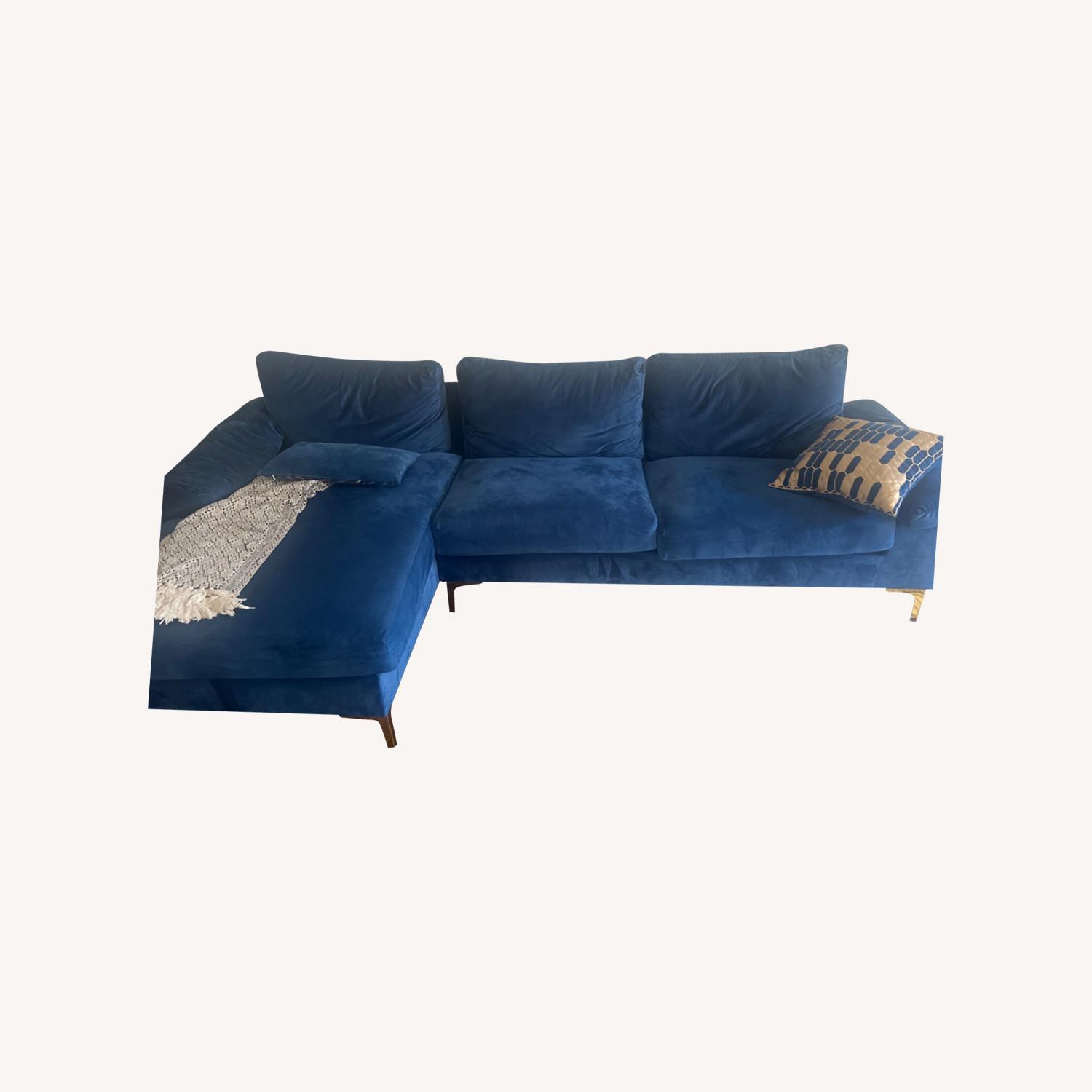 Azul Sectional - AptDeco