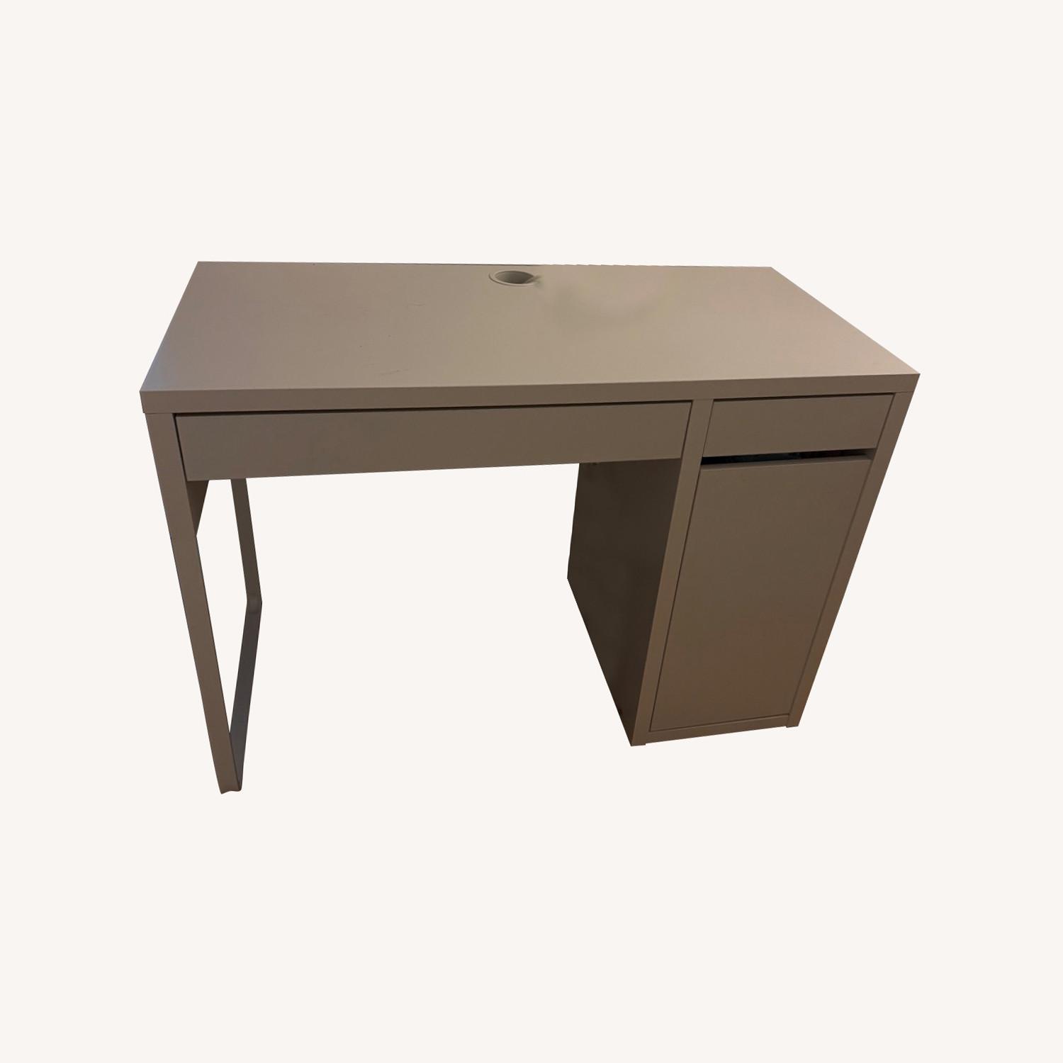 IKEA Micke Desk for Small Spaces - image-0