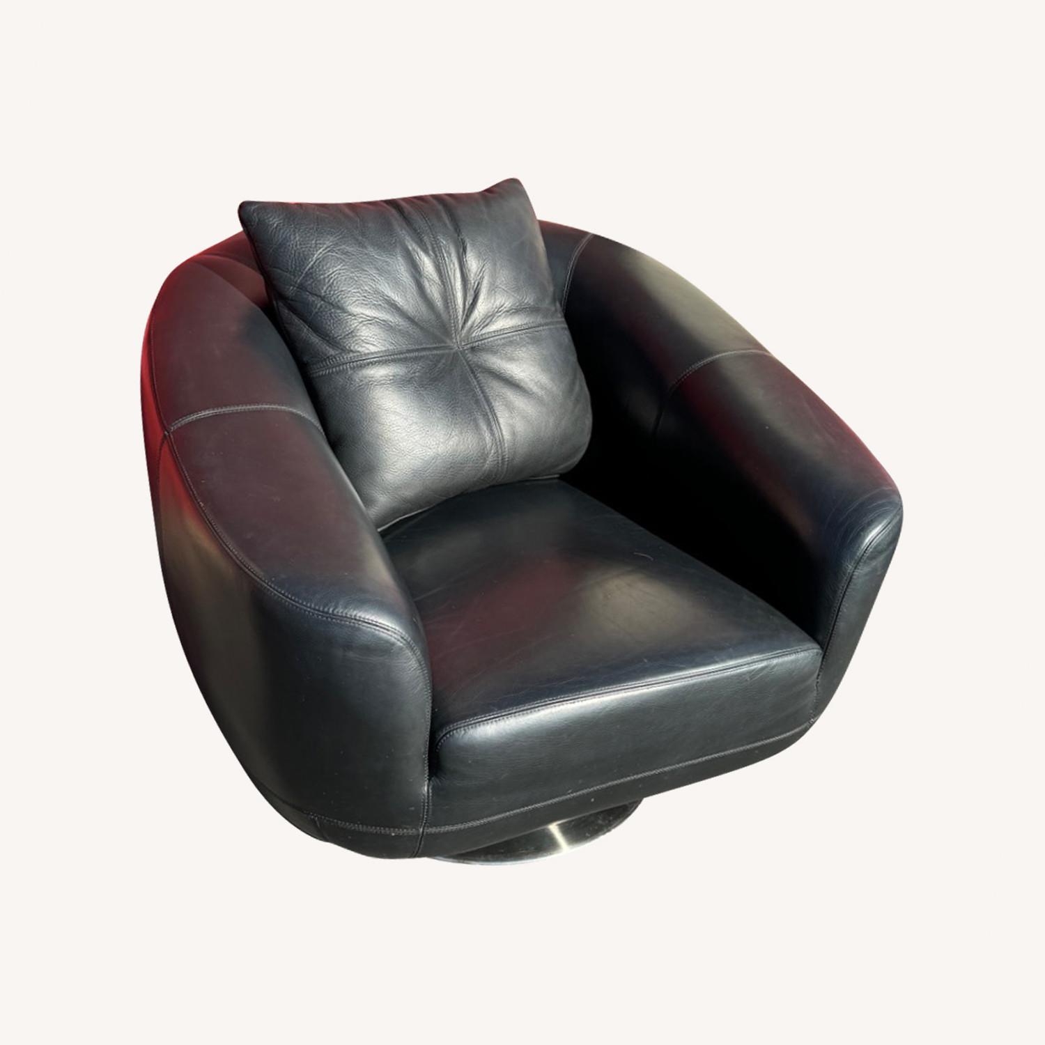 Modern Leather Swivel Chair - image-0