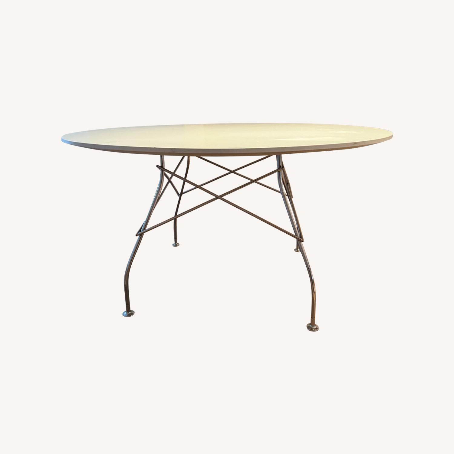 Sleek Kartell Circular Dining Table - image-0