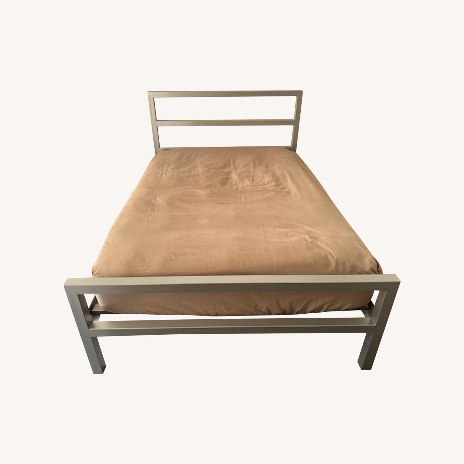 Room & Board Parsons Bed Full - image-9