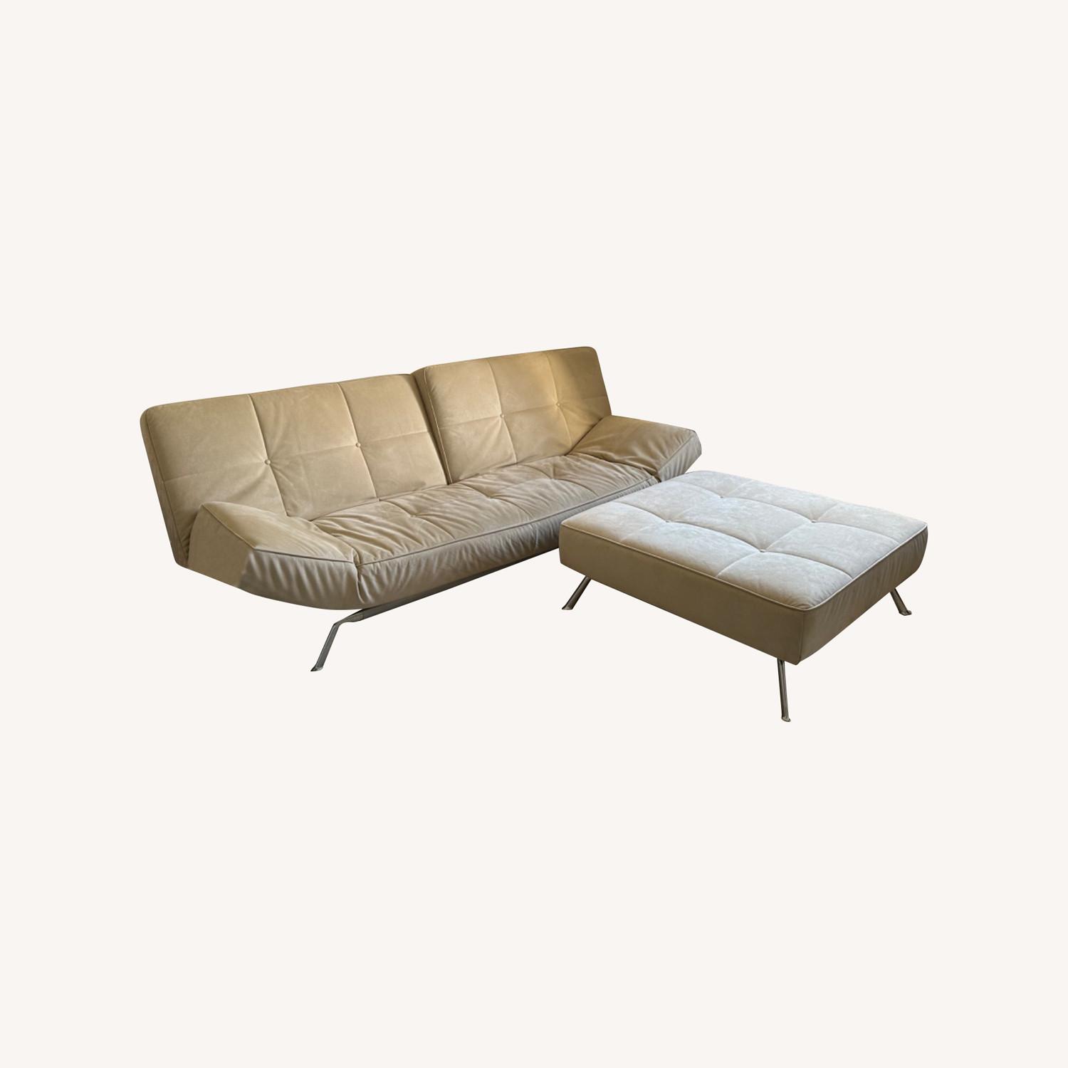 Ligne Roset contemporaine, chaise longue Calin de Pascal Mourgue