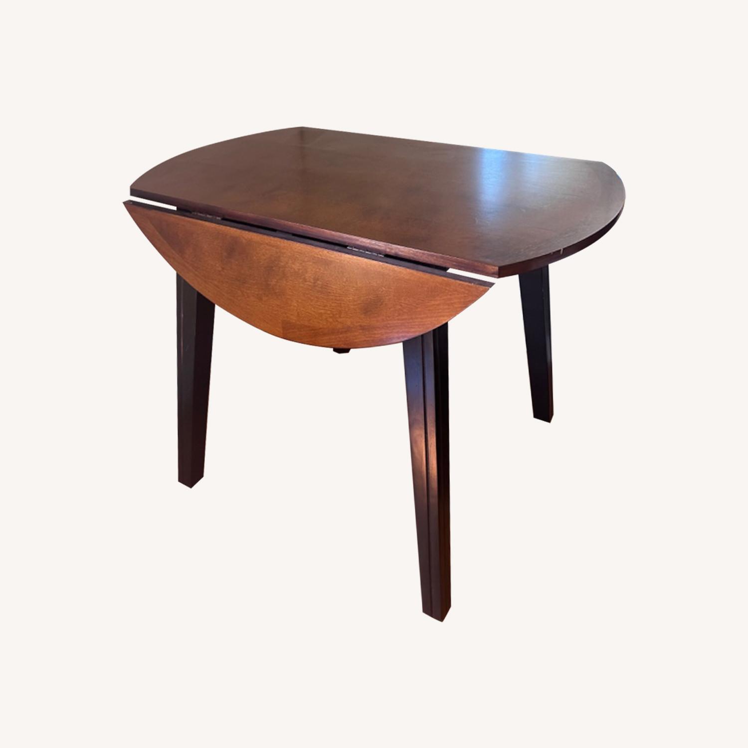 Foldable Round Table - image-0