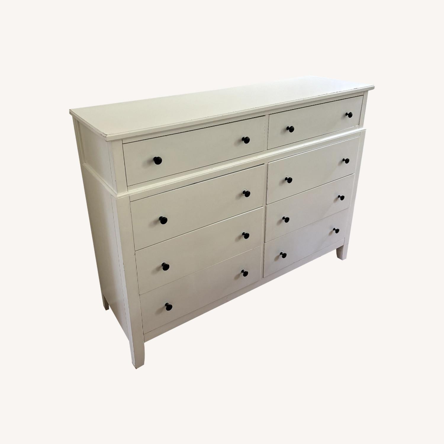 8 Drawer Dresser - image-0