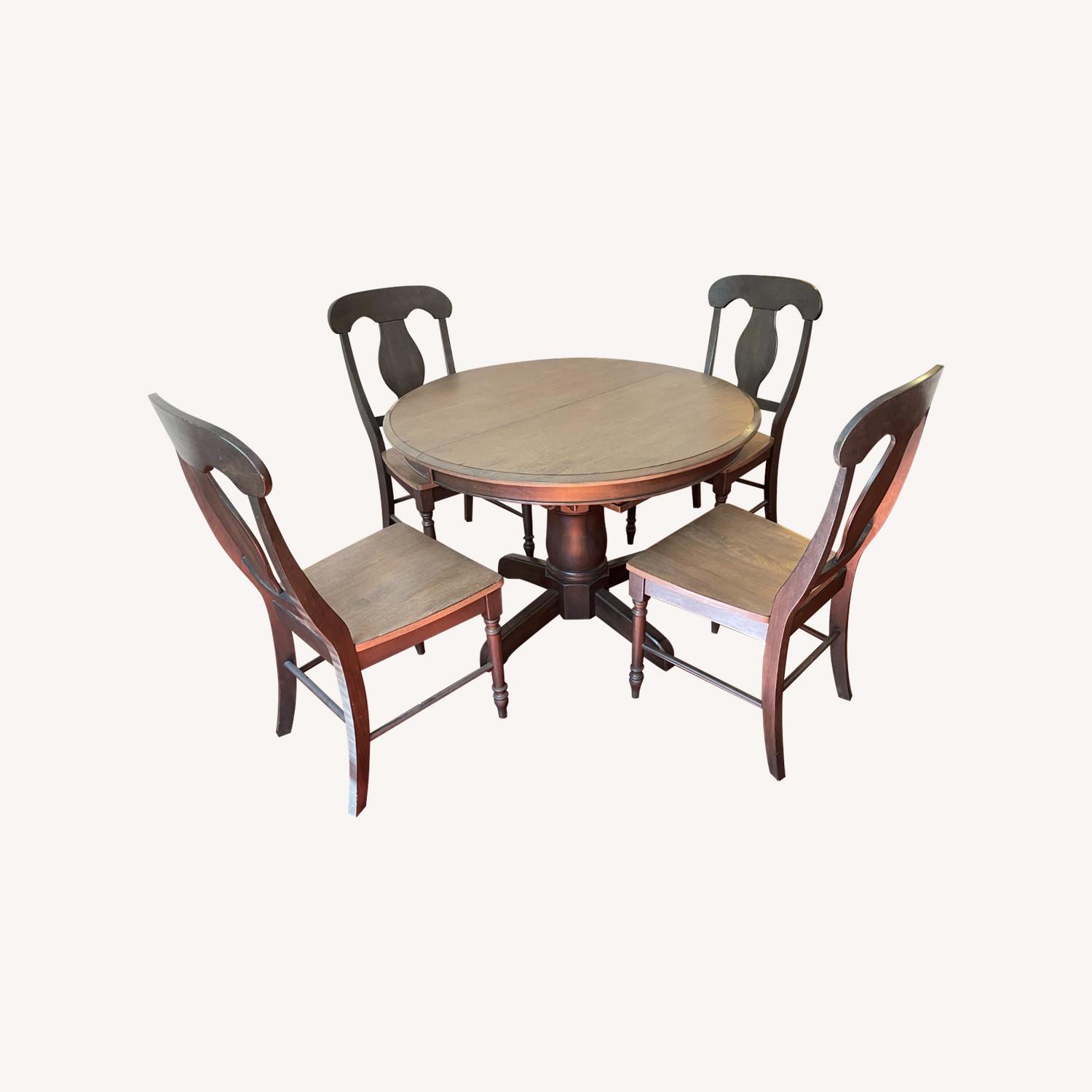 Jennifer Convertibles Dining Set 42" Round Grey - image-0