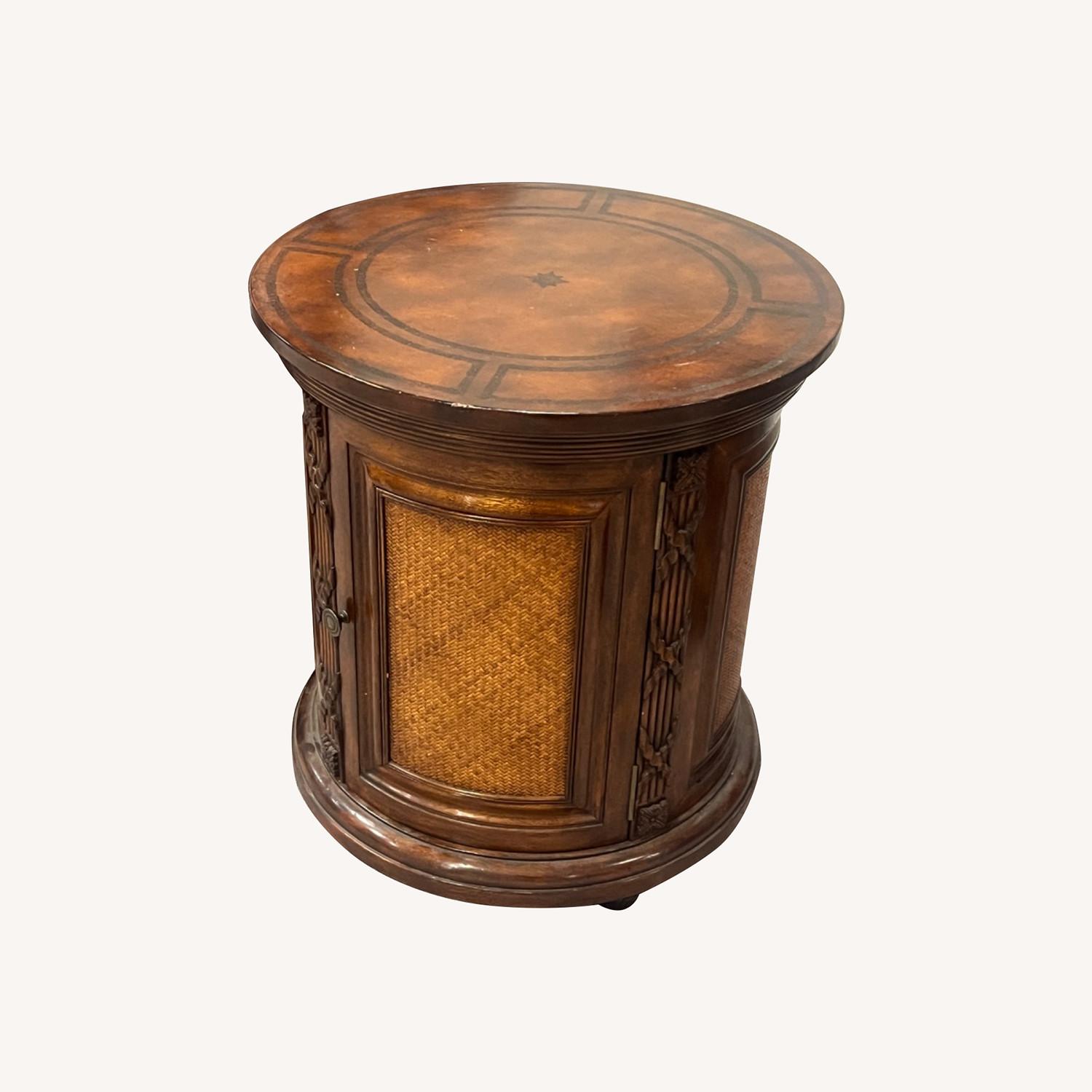 LLOYD BUXTON Antiques - image-0
