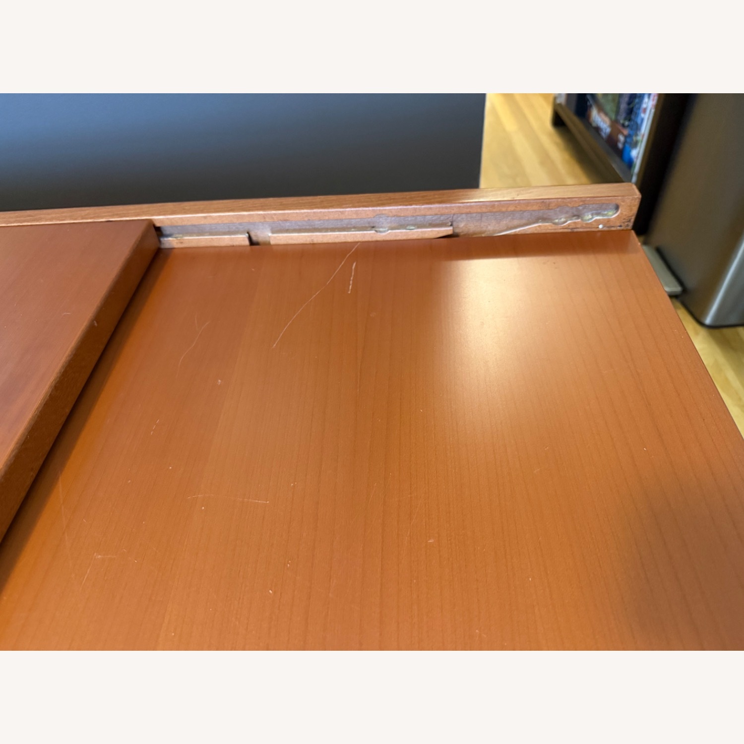 Jensen-Lewis Calligaris Expandable Table & Chairs - image-12