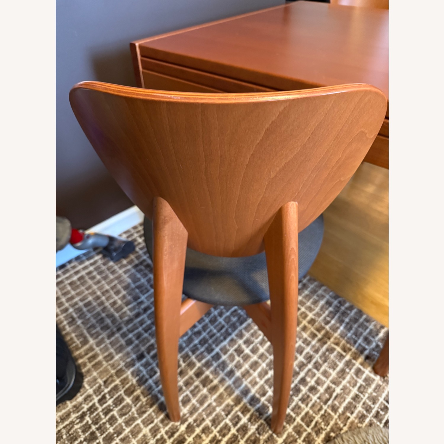 Jensen-Lewis Calligaris Expandable Table & Chairs - image-8