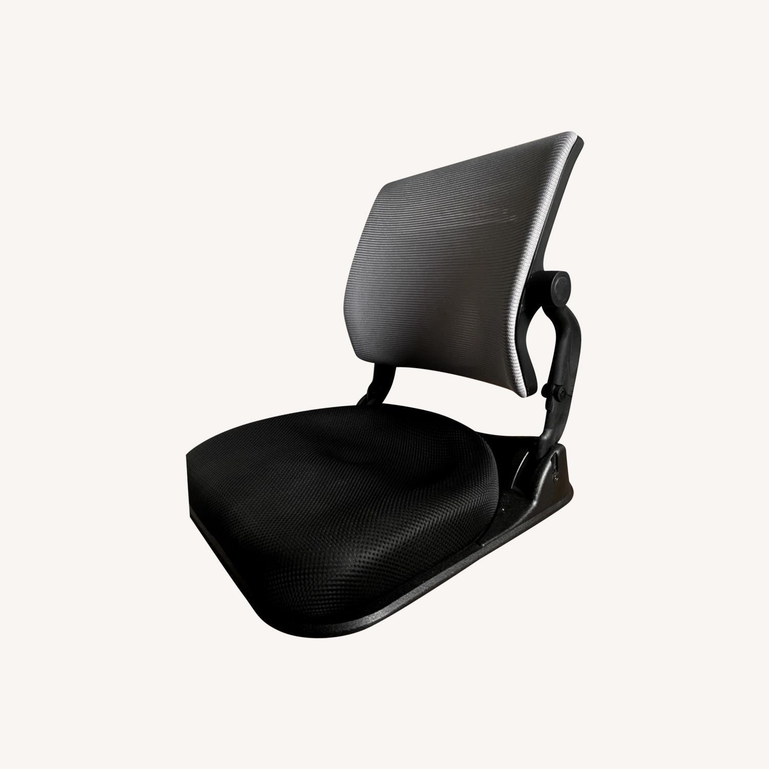 Japanese Floor Chair with Back Support - image-0