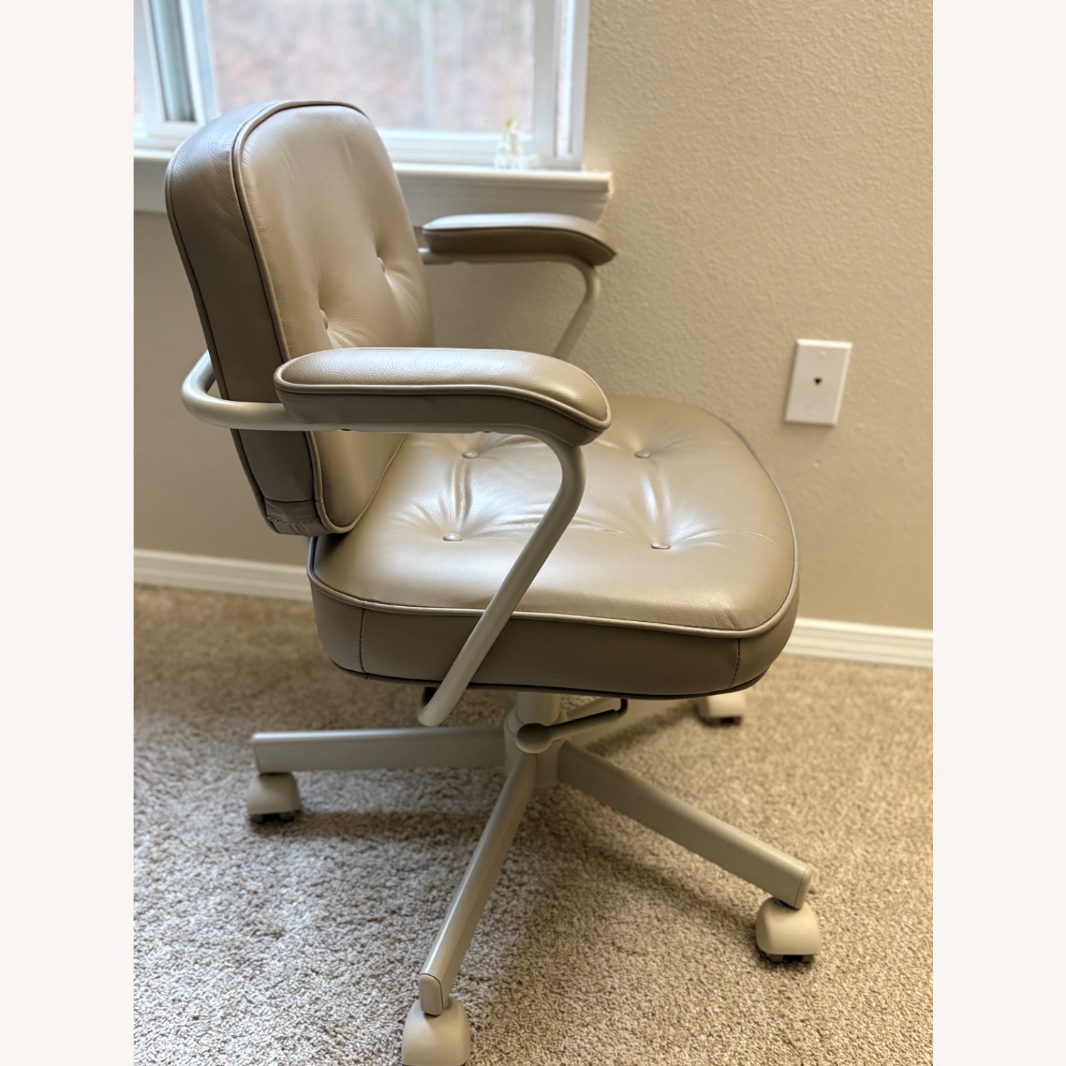 IKEA ALEFJLL Office Chair - image-7