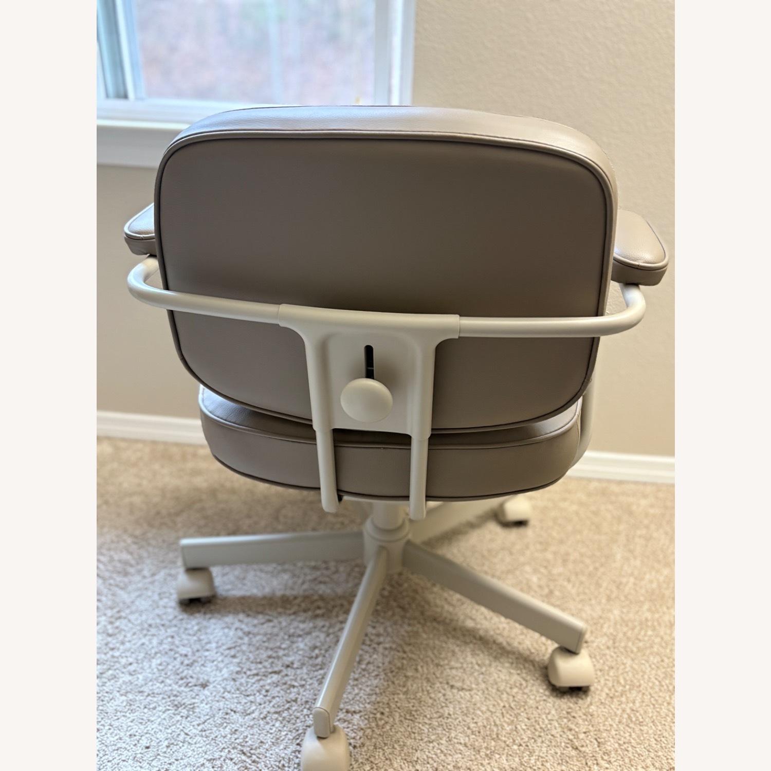 IKEA ALEFJLL Office Chair - image-6