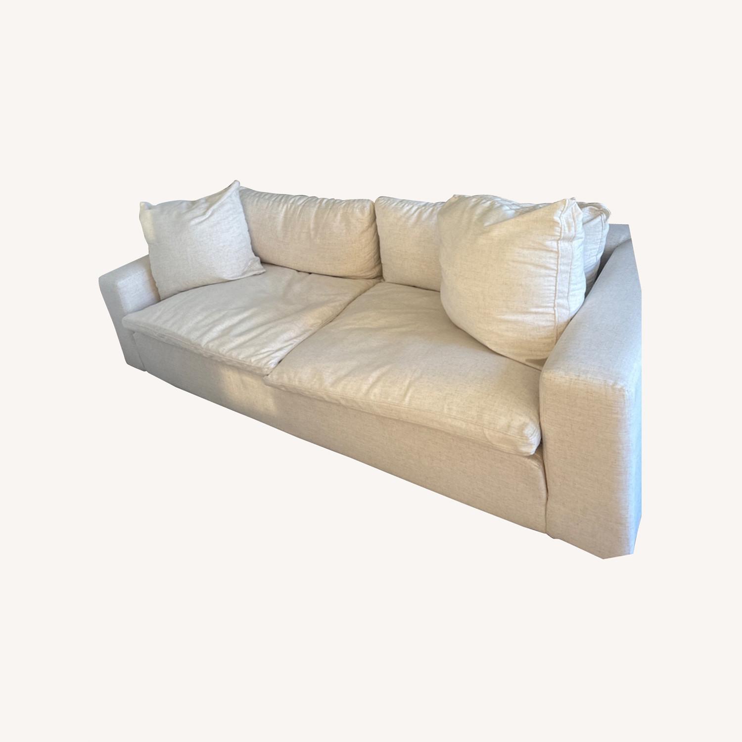 Living Spaces Utopia Sofa