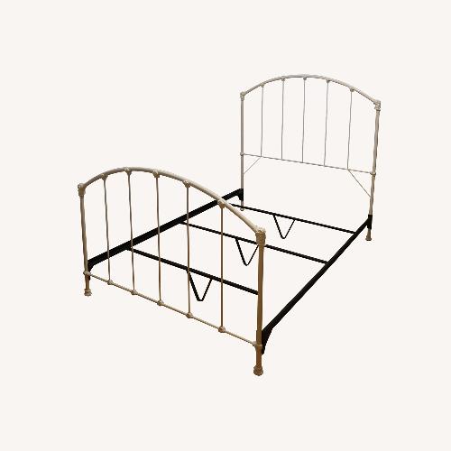 Used White Metal Bedframe - Long's Bedding for sale on AptDeco