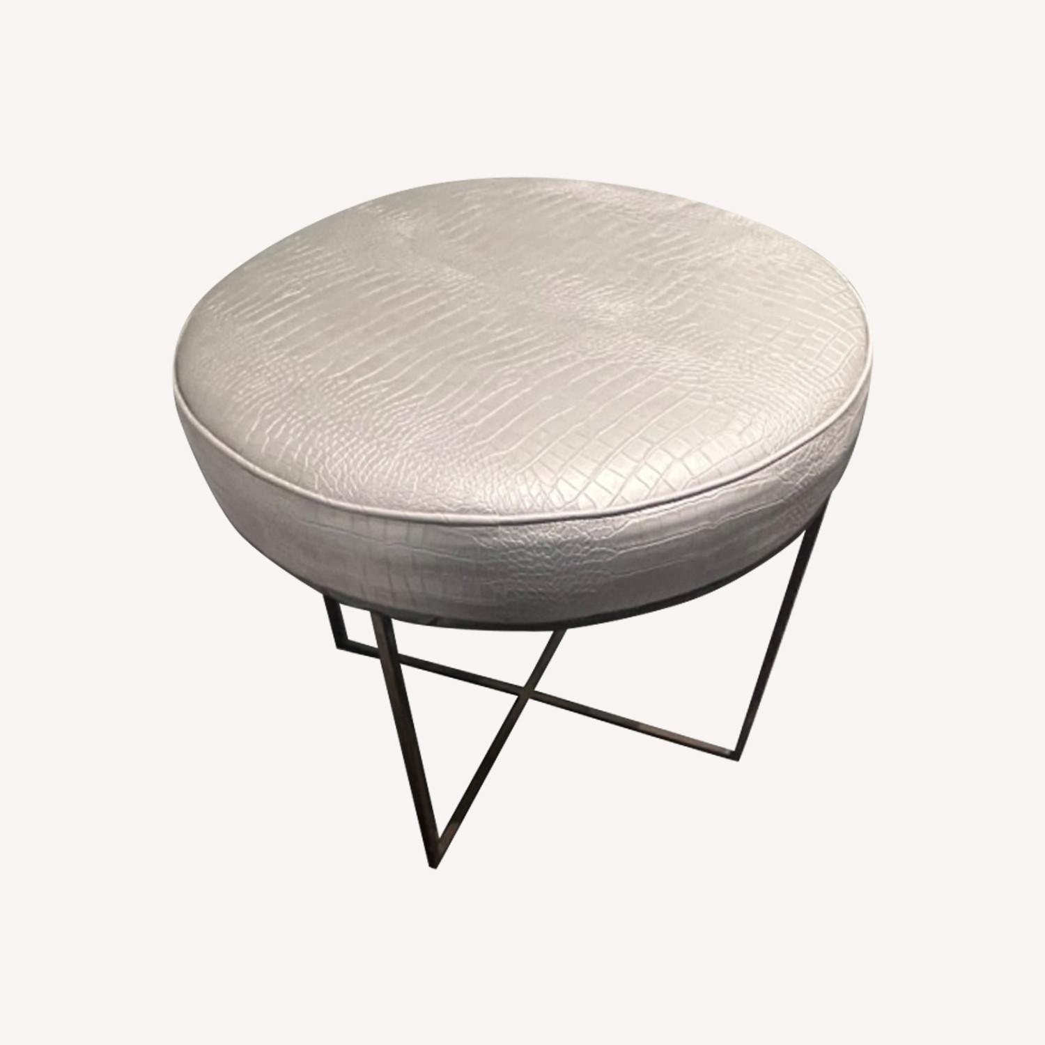 Oly Studio Jonathan Bench - image-0