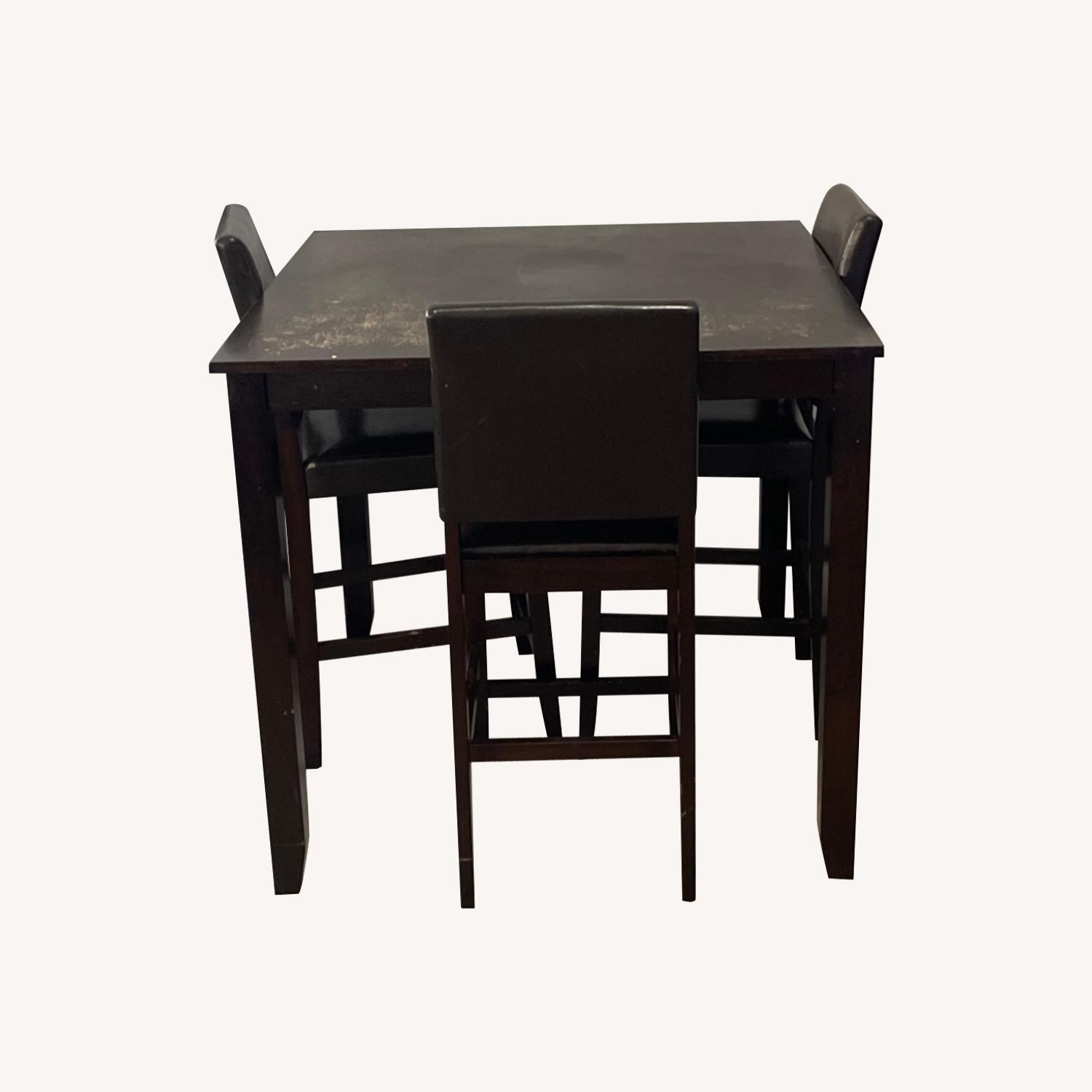 Rooms To Go Dining Table - image-0