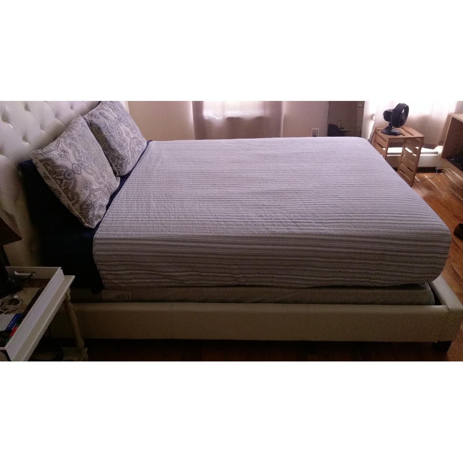 Upholstered Queen Size Panel Bed w/ Leather Tufted Headboard - image-4