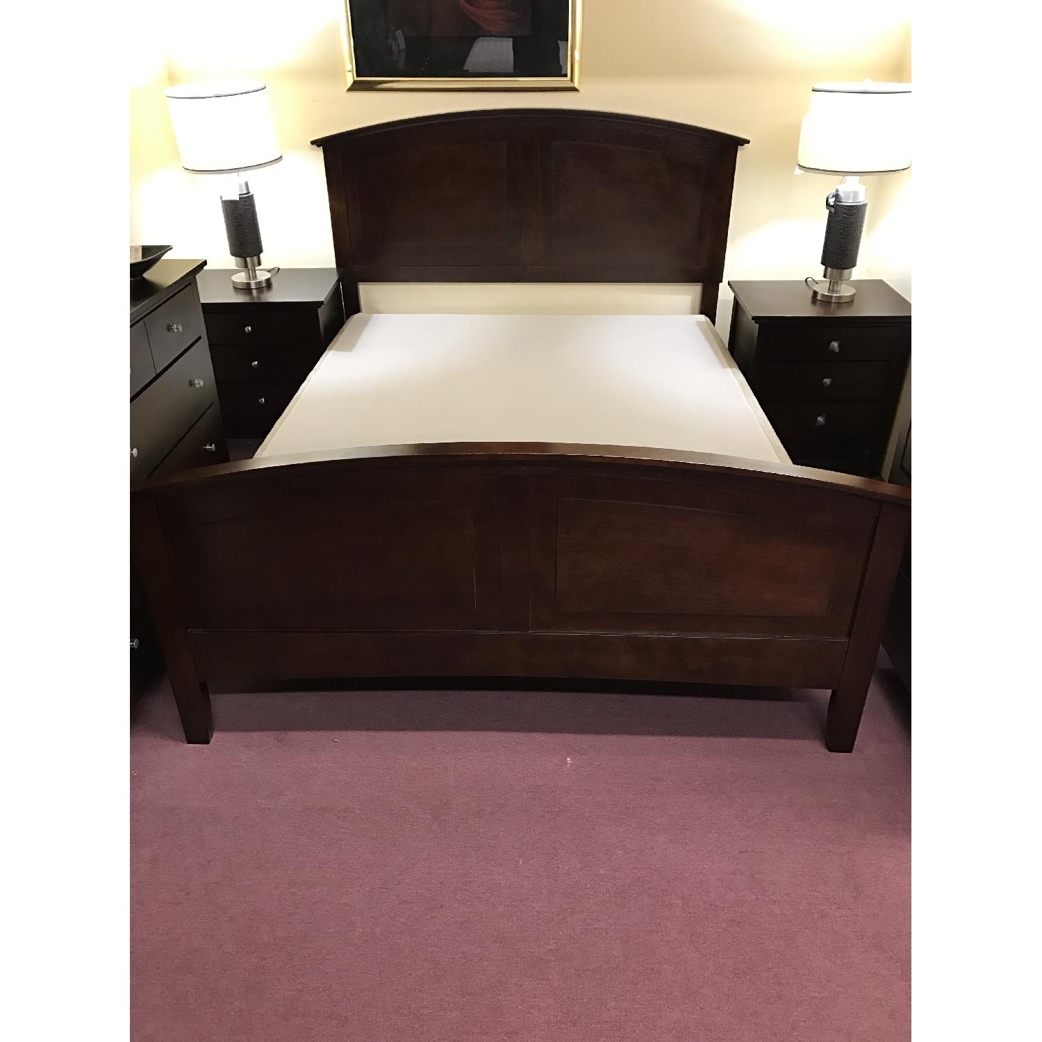 Queen Size Wood Veneer & Rubberwood Solid Bed in Cherry Color Finish - image-1