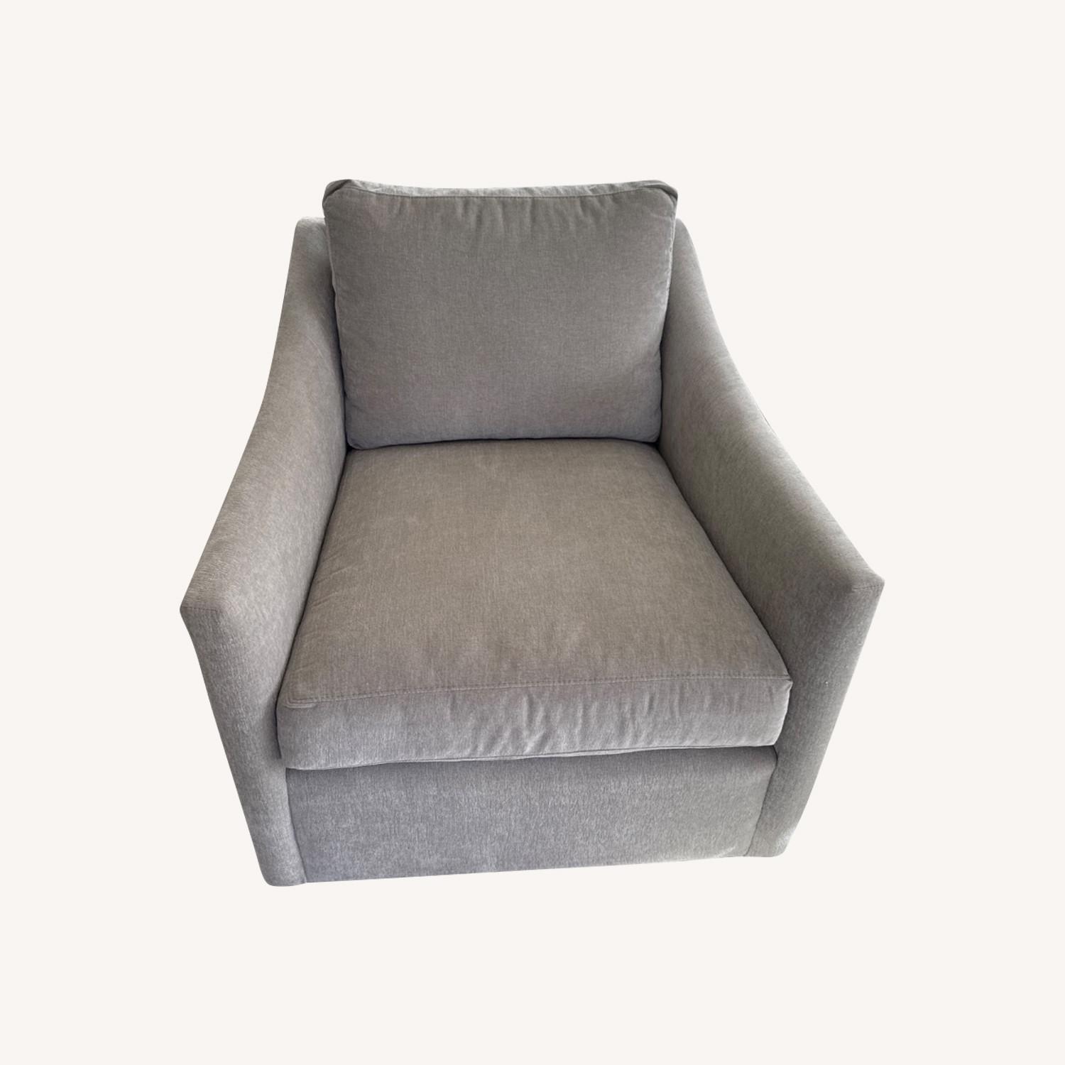 Arhuas Swivel Accent Chair - image-0