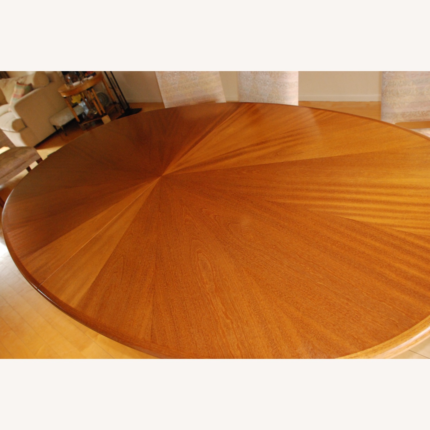 Classic Deco Oval Dining Table - image-8