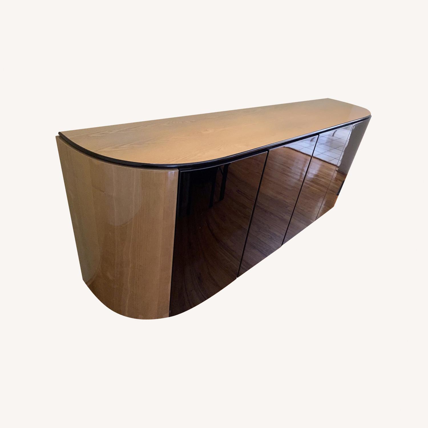 Modern Italian Buffet with 4 Magnetic Doors - image-0
