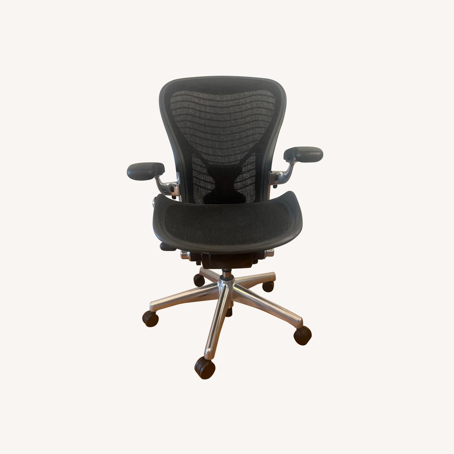 Herman Miller Fully Loaded Aeron C Wave Mesh - image-0