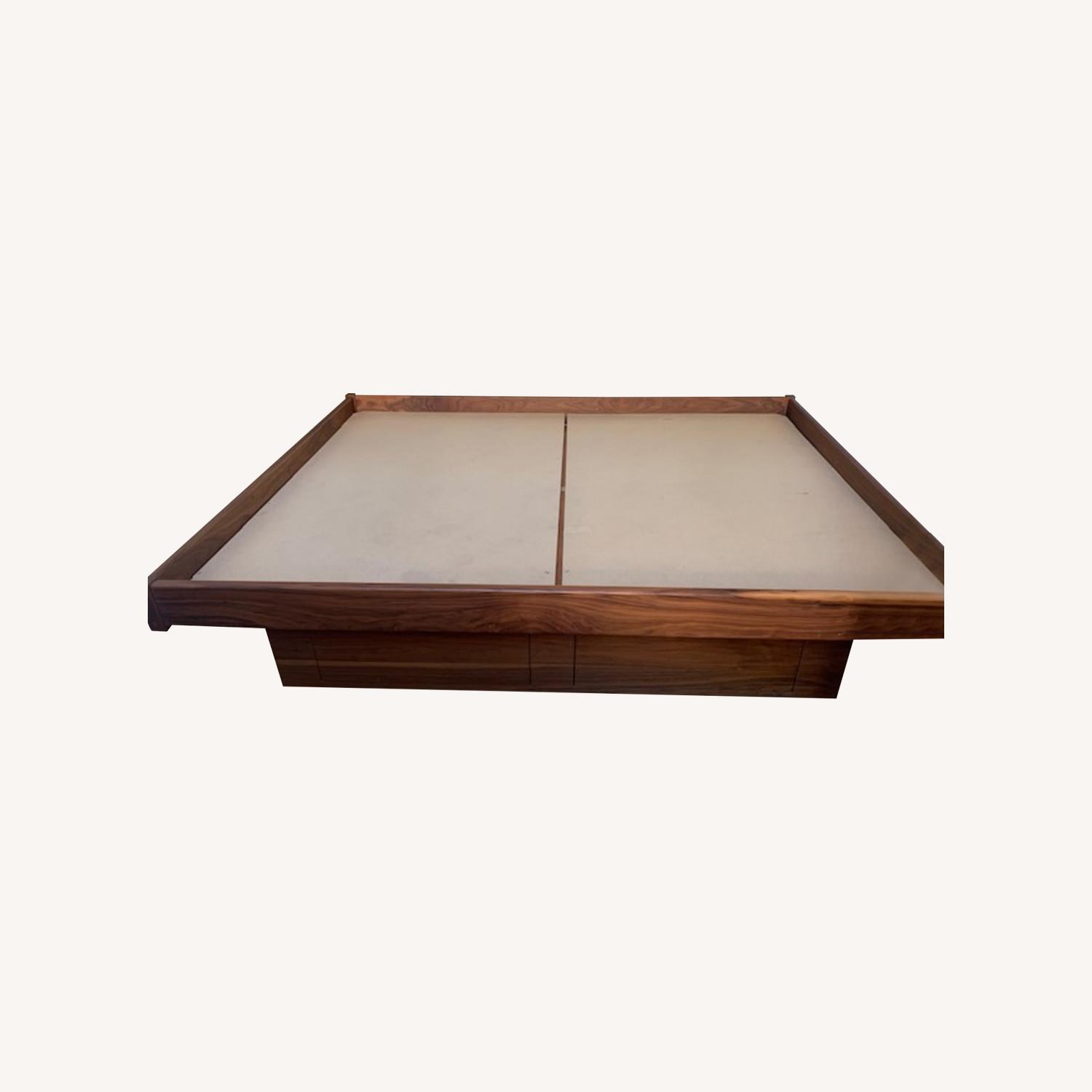 Pompanoosuc Mills Queen Storage Bed - image-6