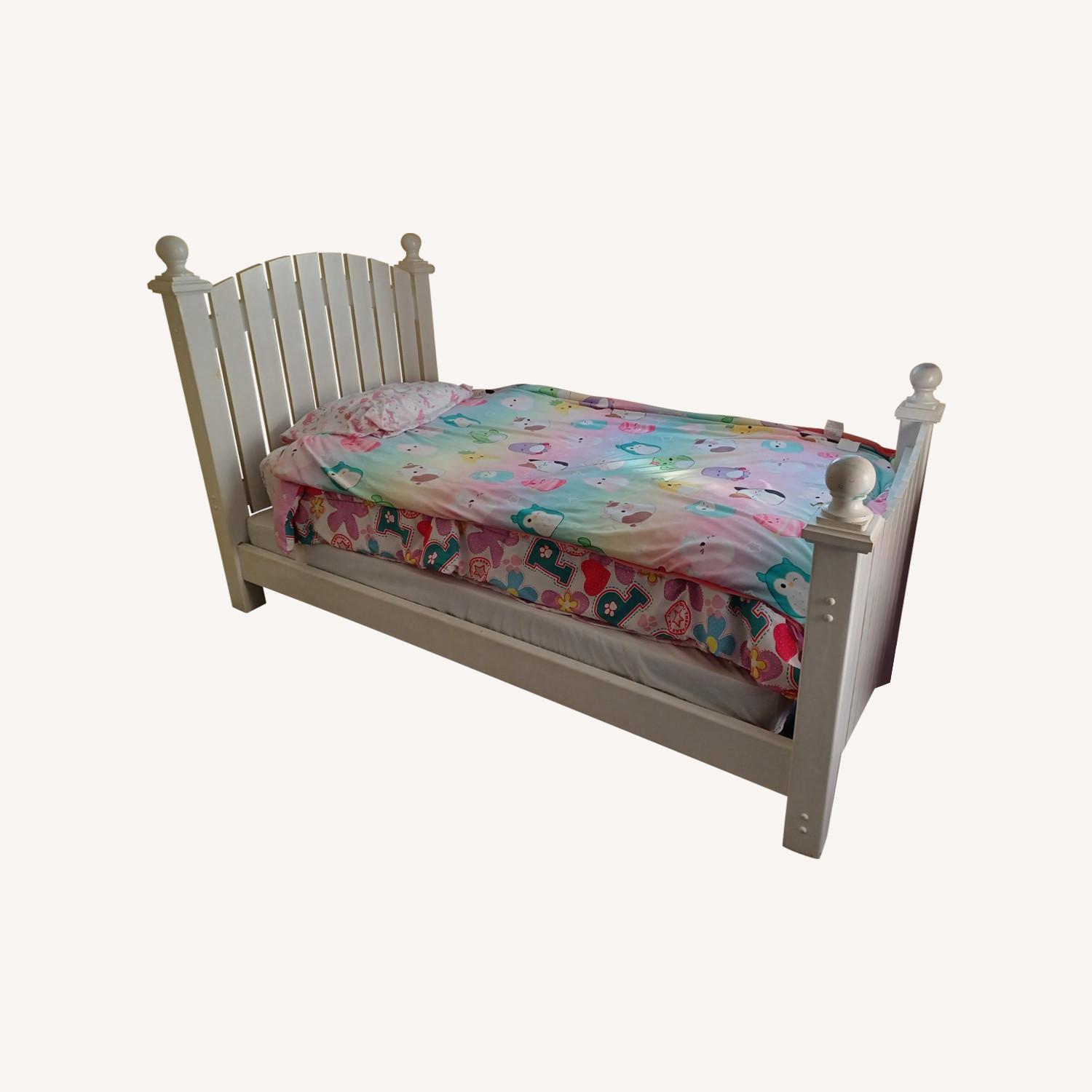 2 Matching White Twin Beds - image-0