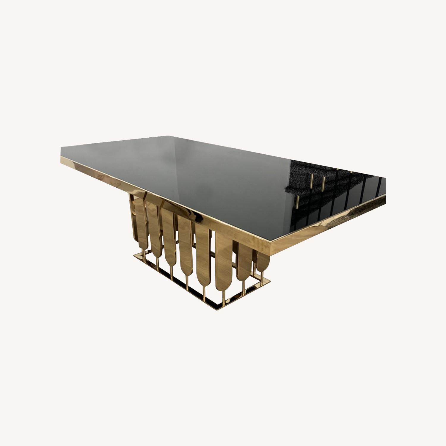 Stunning Dining Table - image-0