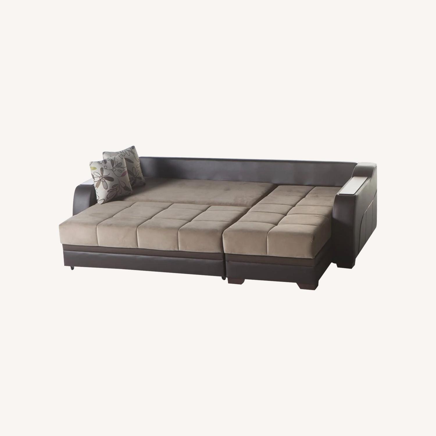 Ultra Lilyum Vizon Sectional Sofa by Bellona - image-0