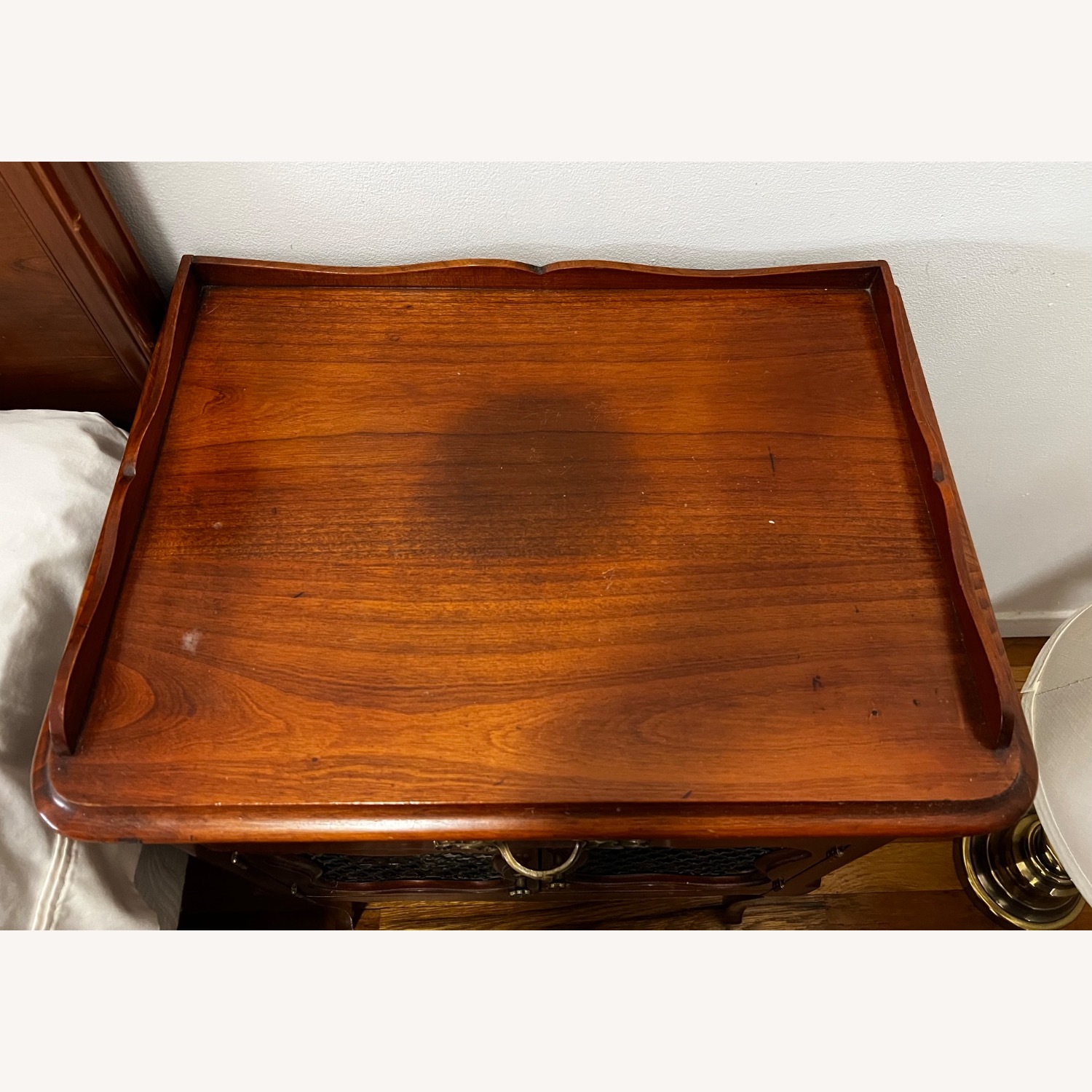 Sherwood Solid Cherry Nightstands - image-10