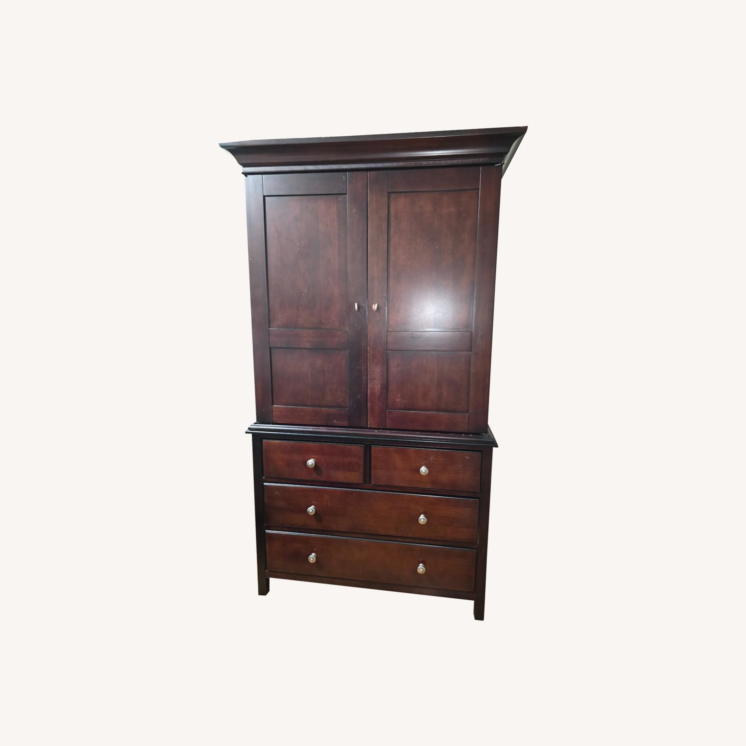 Chateau D'ax Armoire - image-0