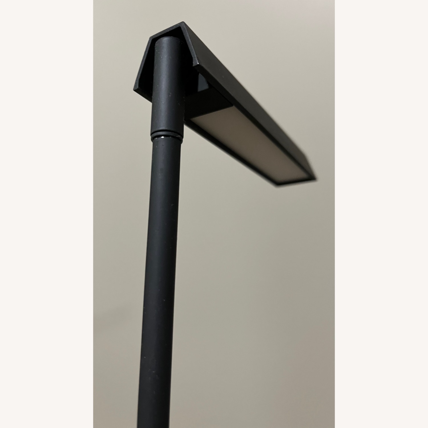 Zara Home Led Metal Stem Floor Lamp  - image-15